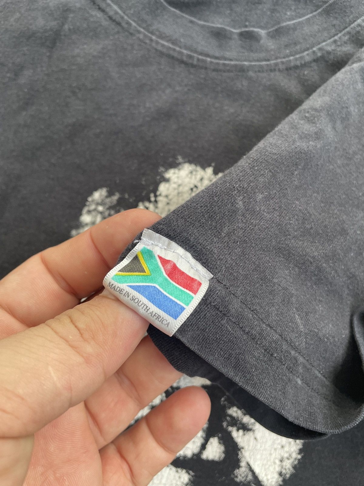 Vintage MADIBA NELSON MANDELA MOVIE TEE Size US M / EU 48-50 / 2 - 4 Thumbnail
