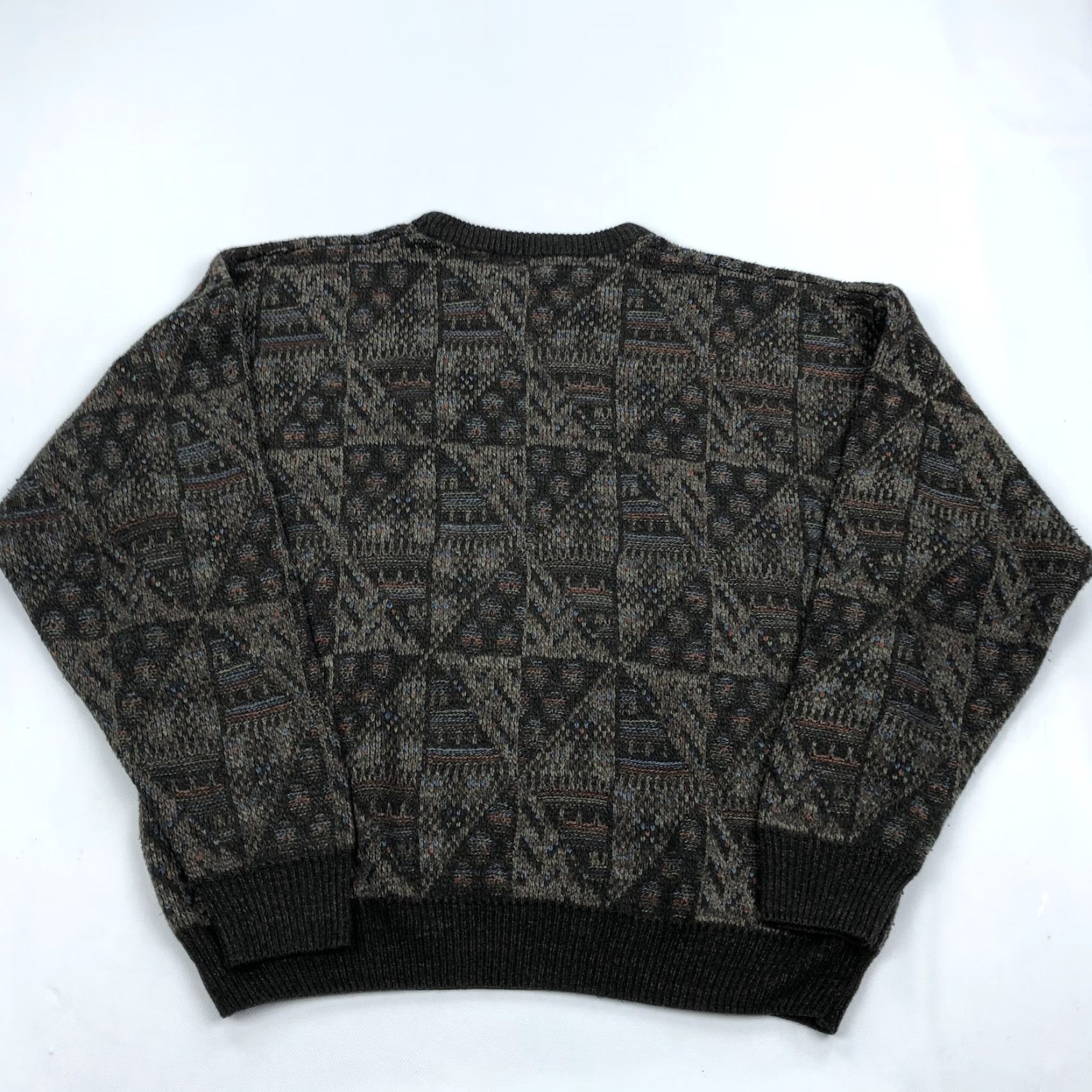 Geoffrey Beene Geoffrey Beene Mens XL Acrylic Geometric Pattern Crew Neck Sweater Vintage Size US XL / EU 56 / 4 - 7 Thumbnail