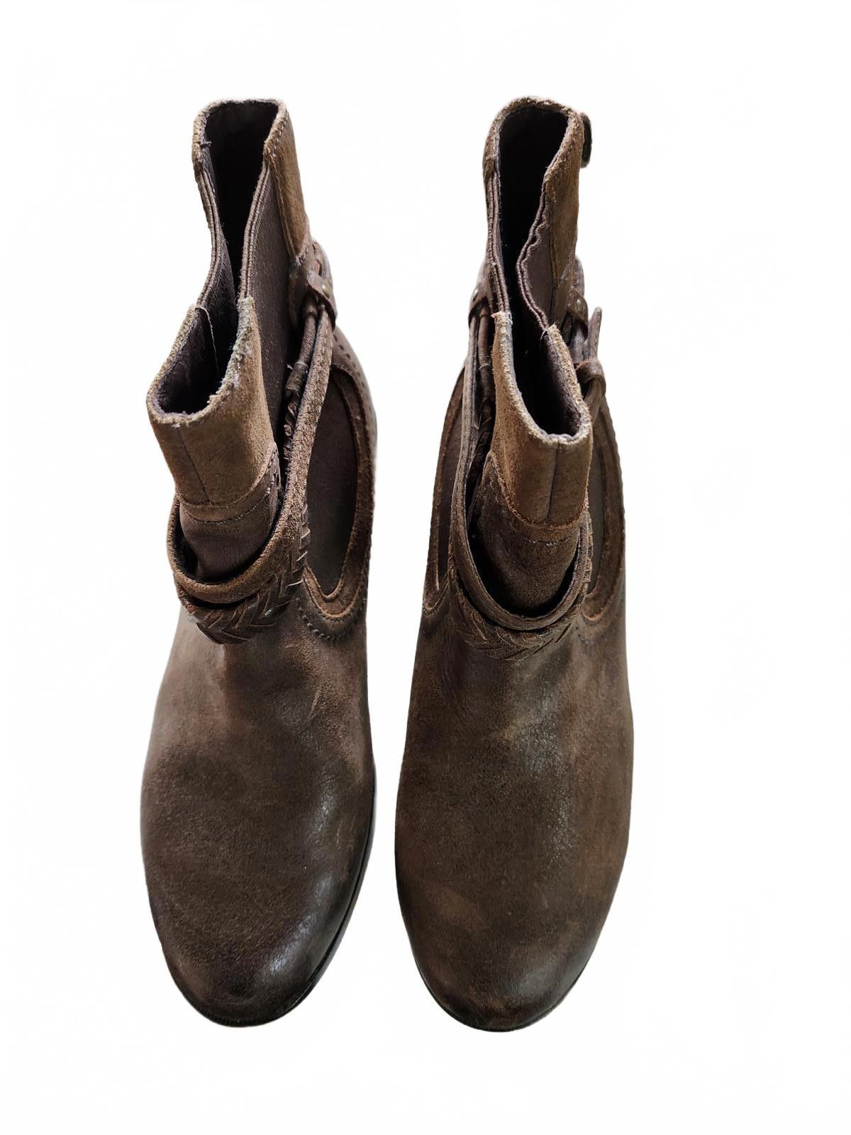 Designer Nwot Ugg leather boots Size US 7.5 / IT 37.5 - 2 Thumbnail