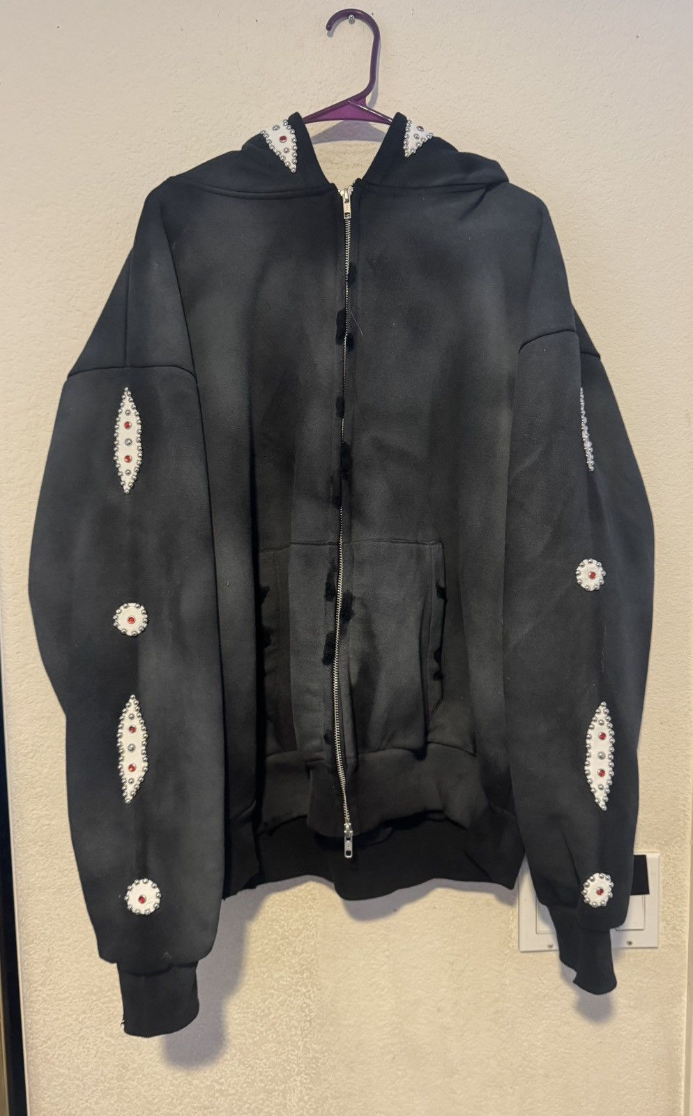 Other INNOCENCE NYC DAMAGED STUDS HOODIE Size US XL / EU 56 / 4 - 1 Thumbnail