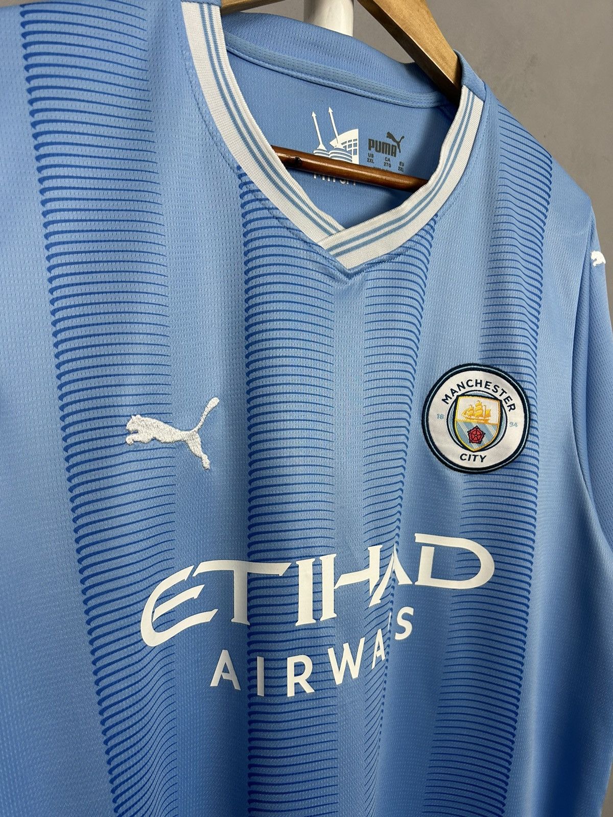 Puma MANCHESTER CITY 2023 2024 Home puma soccer jersey Size US XXL / EU 58 / 5 - 4 Thumbnail