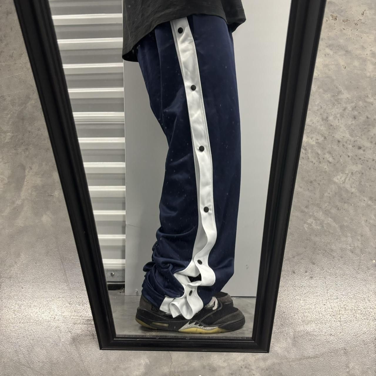 Japanese Brand × Vintage Crazy Vintage Y2K/2000s Navy Blue Striped Skater Tear-Away Essential Track Pants! Size US 30 / EU 46 - 1 Thumbnail