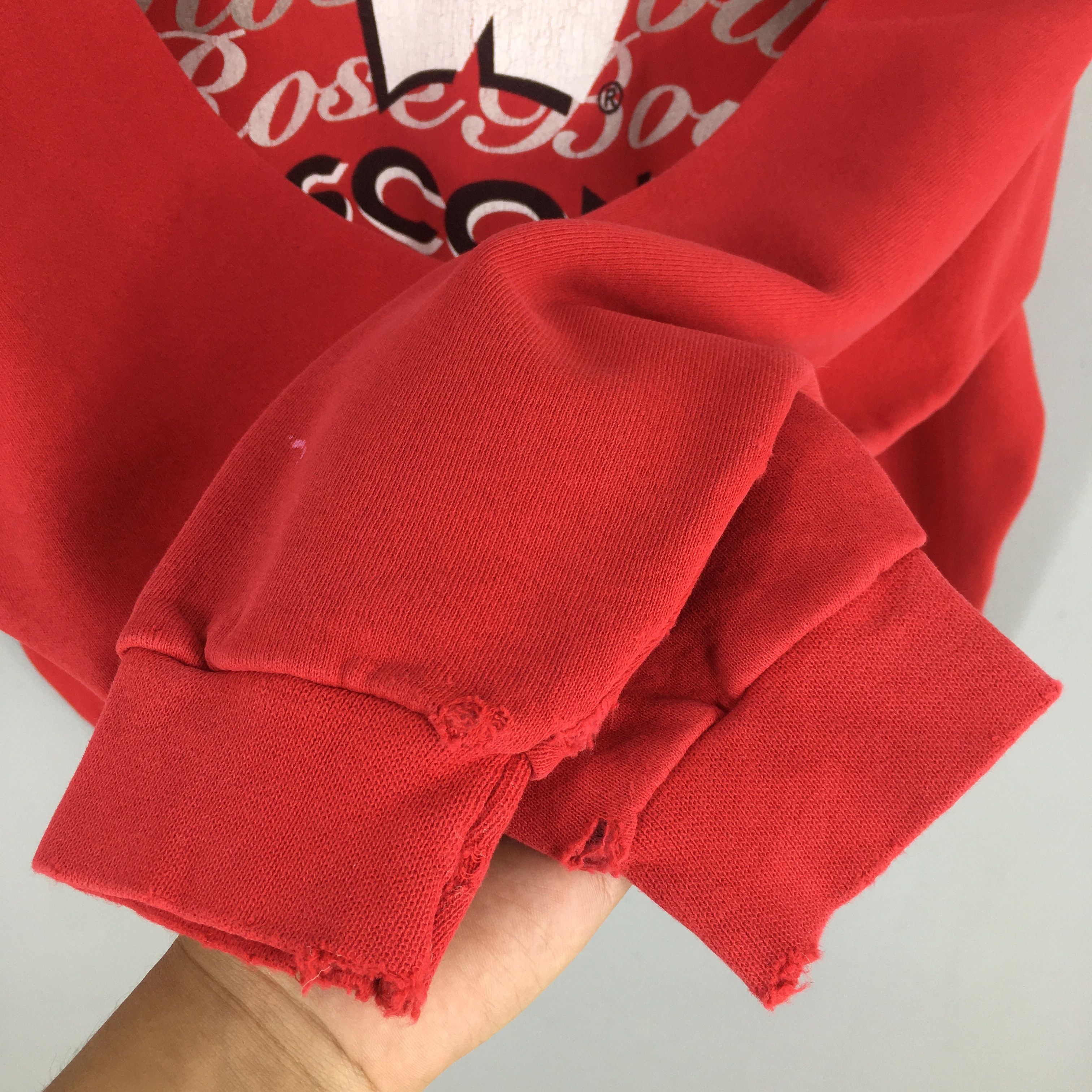 NCAA × Vintage Vintage Wisconsin Badgers Ncaa Football Sweatshirt XLarge Size US XL / EU 56 / 4 - 4 Thumbnail