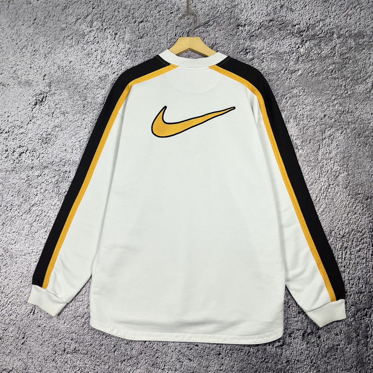 Nike × Vintage ⭐️VINTAGE⭐️ Nike 90s Sport White centre logo Sweatshirt Size US M / EU 48-50 / 2 - 12 Thumbnail