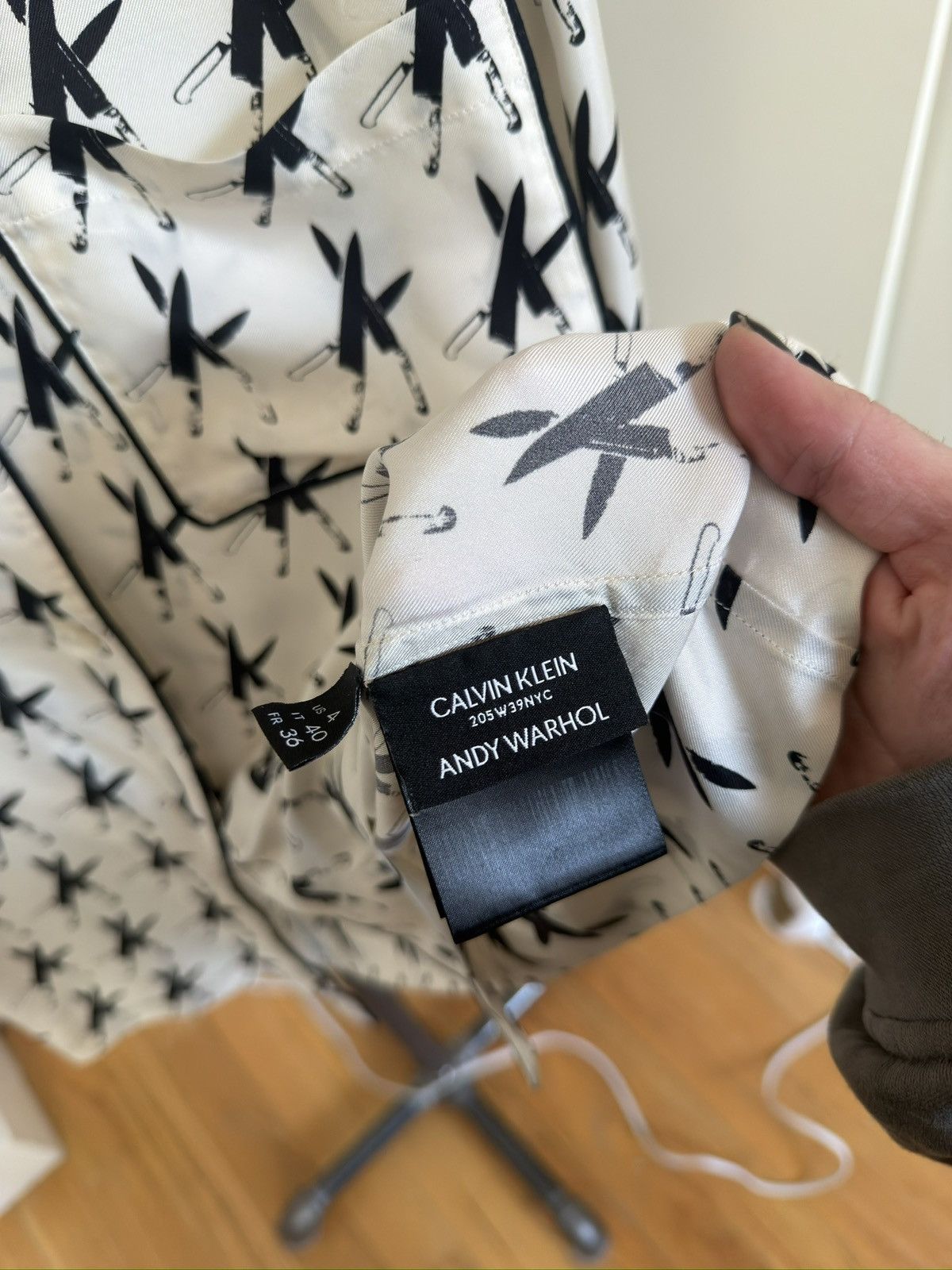 Andy Warhol × Calvin Klein 205W39NYC SS18 Warhol Knives Pajama Shirt Size US S / EU 44-46 / 1 - 5 Thumbnail
