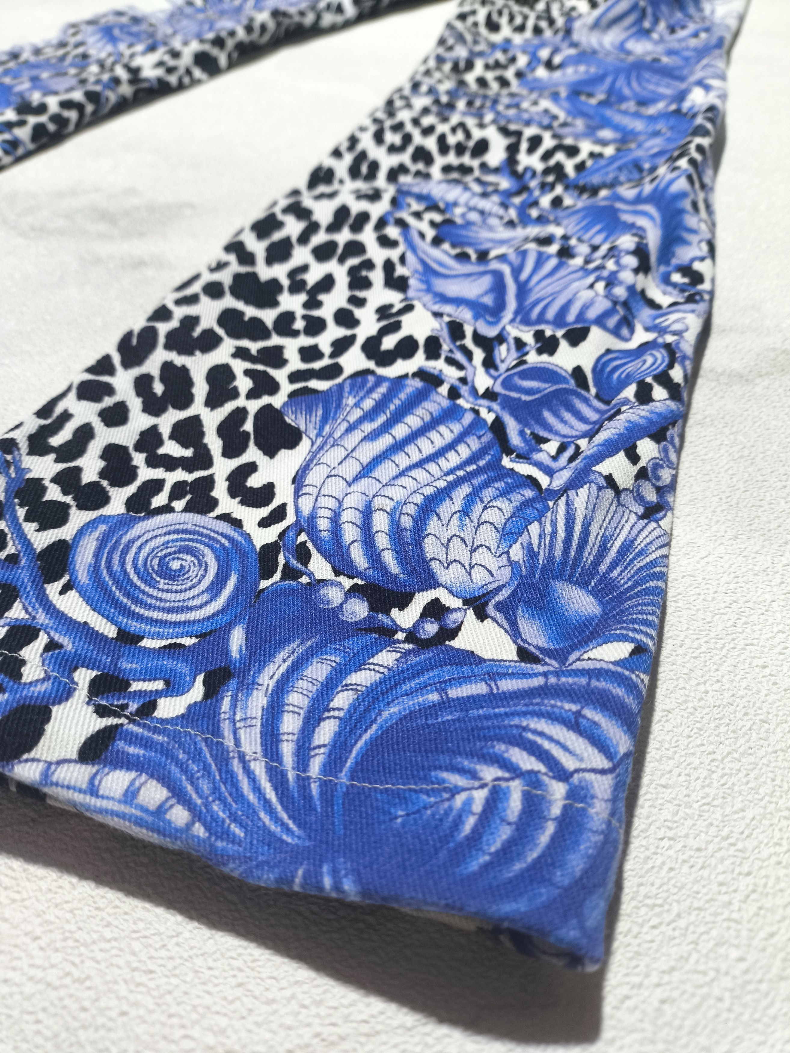 Versace Versace jeans full print Aqua life and Leopard Size 26" / US 2 / IT 38 - 3 Thumbnail