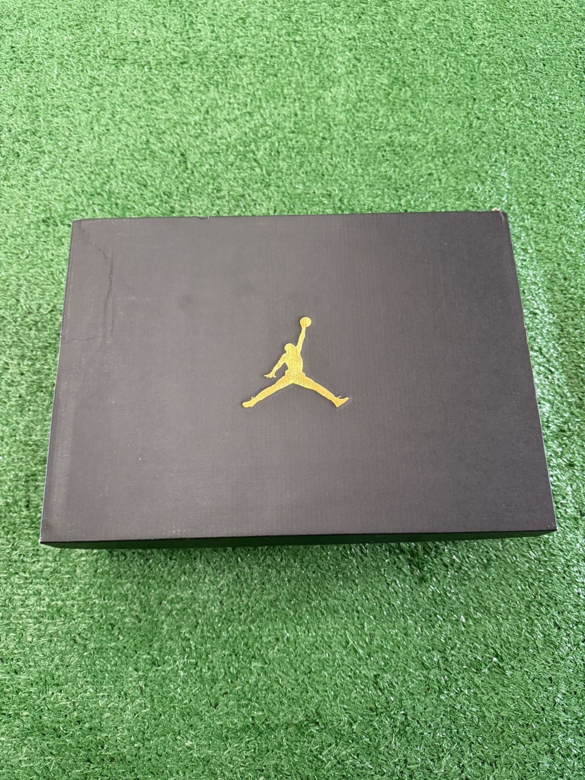 Jordan Brand Nike Air Jordan 11 Retro Bred Size US 11.5 / EU 44-45 - 10 Thumbnail