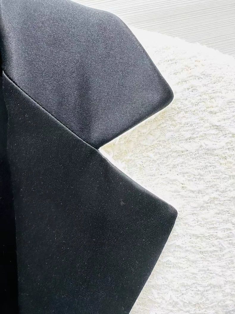Chanel Chanel Early Spring Series Black and White Color Block Sho Size XXS / US 00 / IT 34 - 6 Thumbnail