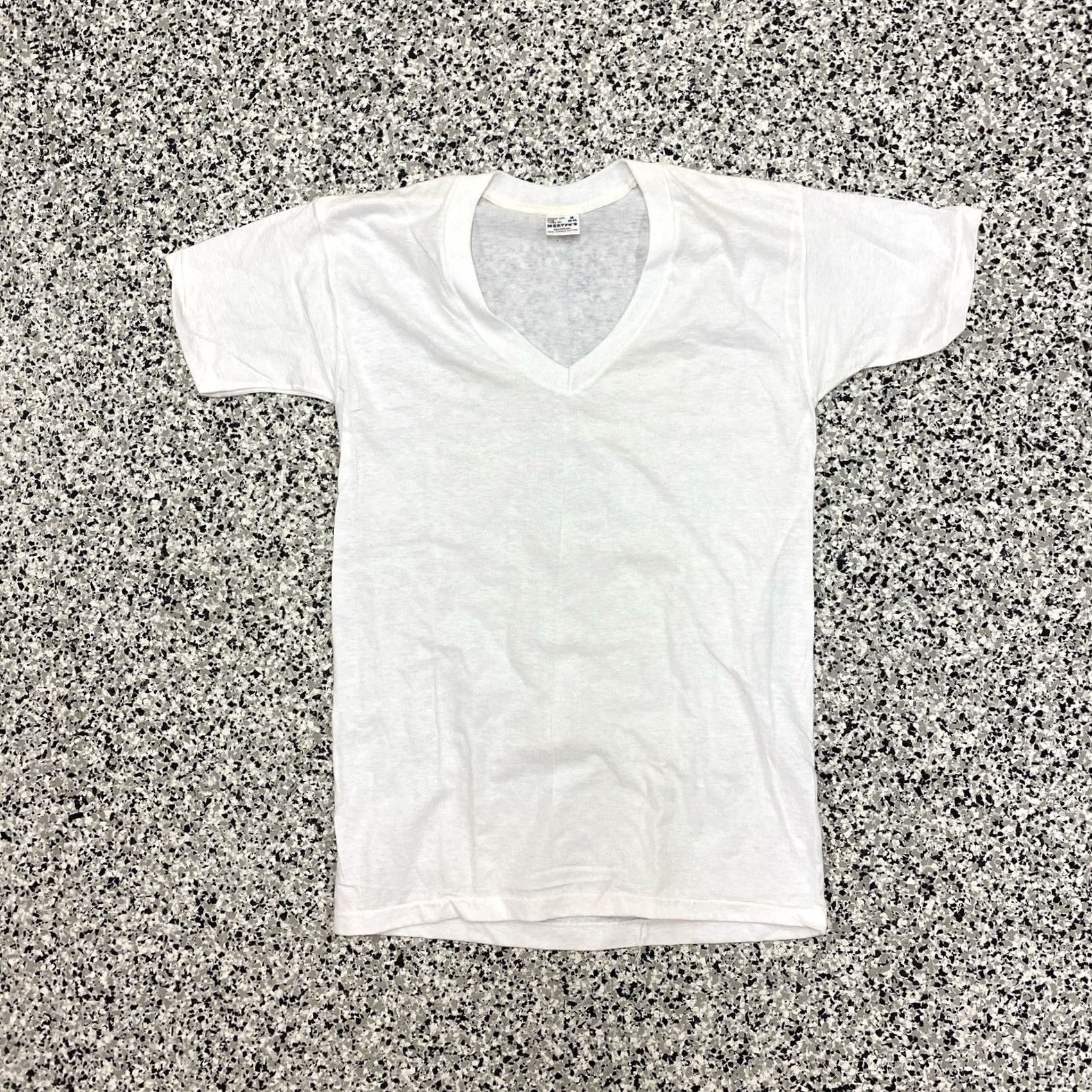 Vintage VINTAGE TownCraft T-Shirt V-Neck White Medium Lot of 2 Mens 60s 70s Size US M / EU 48-50 / 2 - 6 Thumbnail