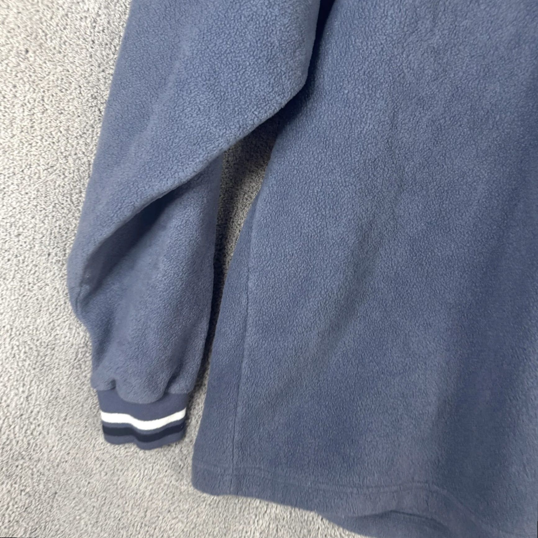 Champion Champion Sweatshirt Mens XL Blue V-Neck Fleece Pullover Logo C Striped Trim Pullover, All Seasons, Polyester, Regular Fit, Winter, Long Sleeve Size US XL / EU 56 / 4 - 2 Thumbnail