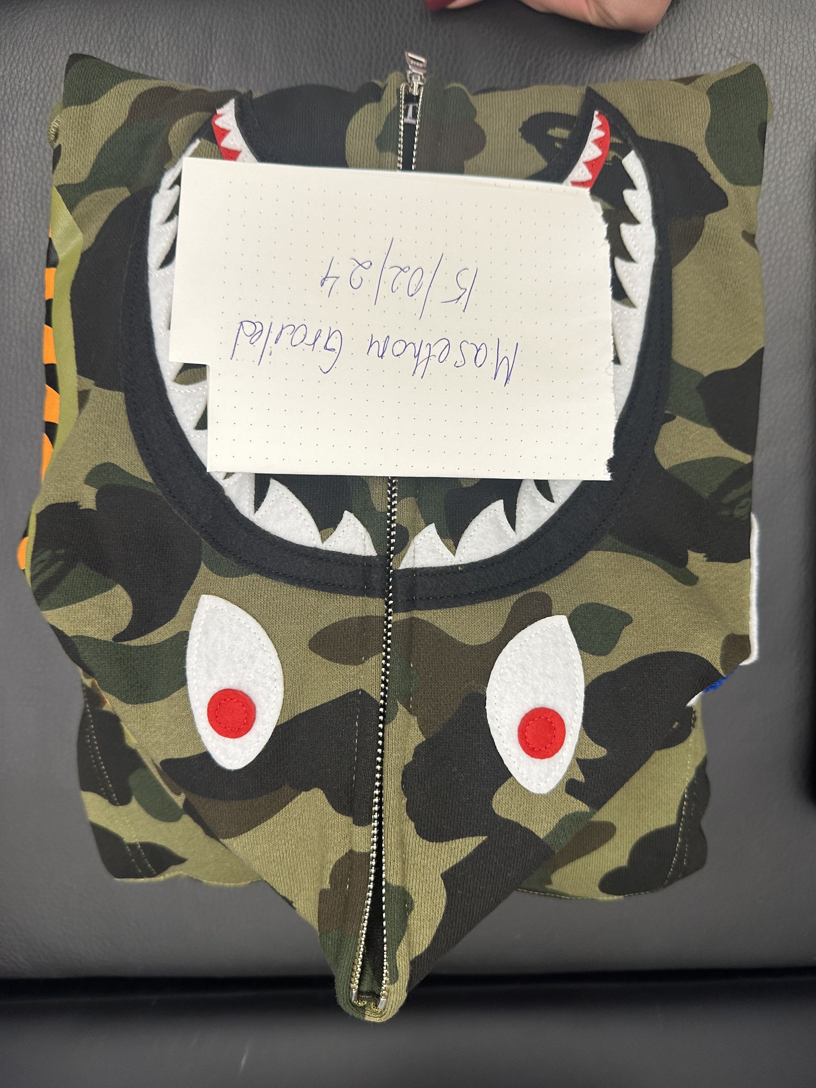 Bape 1st Camo Shark Full Zip Hoodie Size US L / EU 52-54 / 3 - 6 Thumbnail