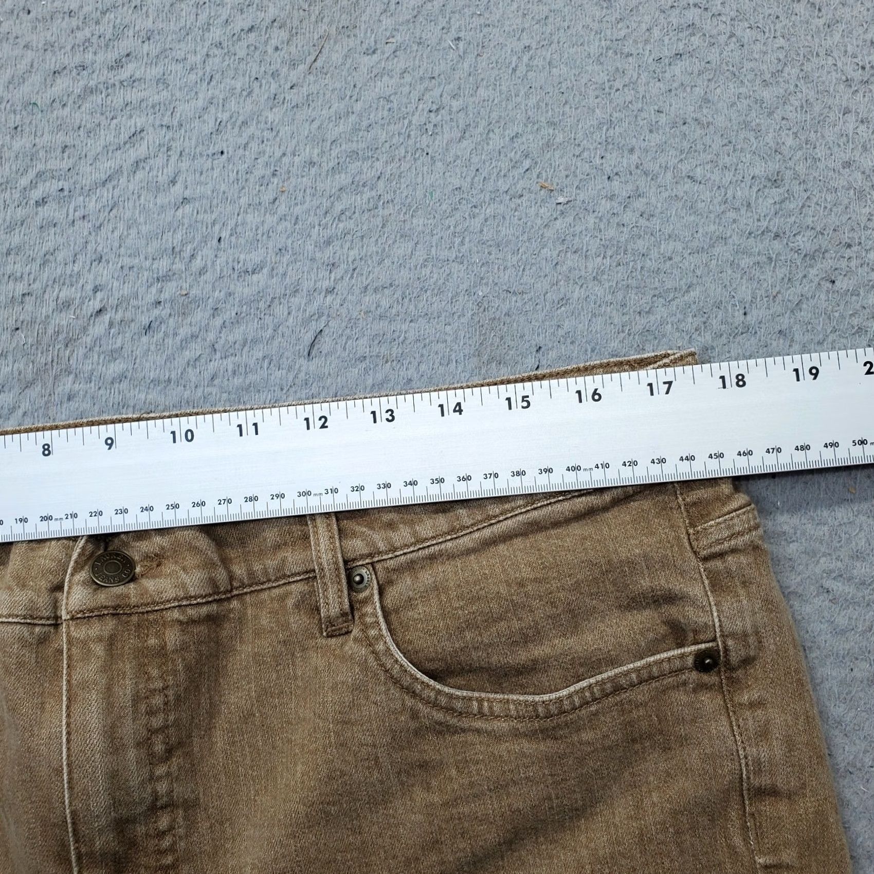 Ralph Lauren Lauren Ralph Lauren Jeans Women’s 16 Tan Denim Wide-Leg 5 Pocket Design Jeans Slim 28.25 Inseam Medium Wash Cotton Button Closure Denim Pattern Solid Size 38" / US 16 / IT 52 - 6 Thumbnail
