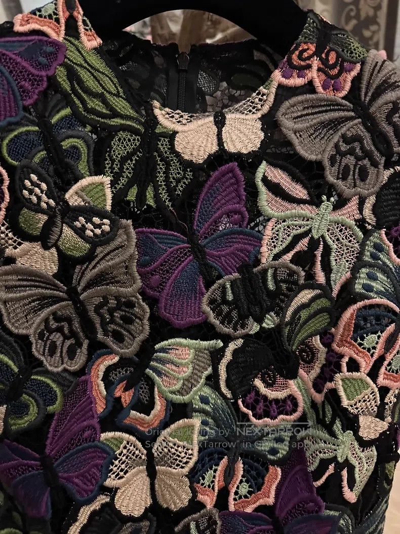 Valentino Valentino Black lotus leaf dress Size M / US 6-8 / IT 42-44 - 3 Thumbnail
