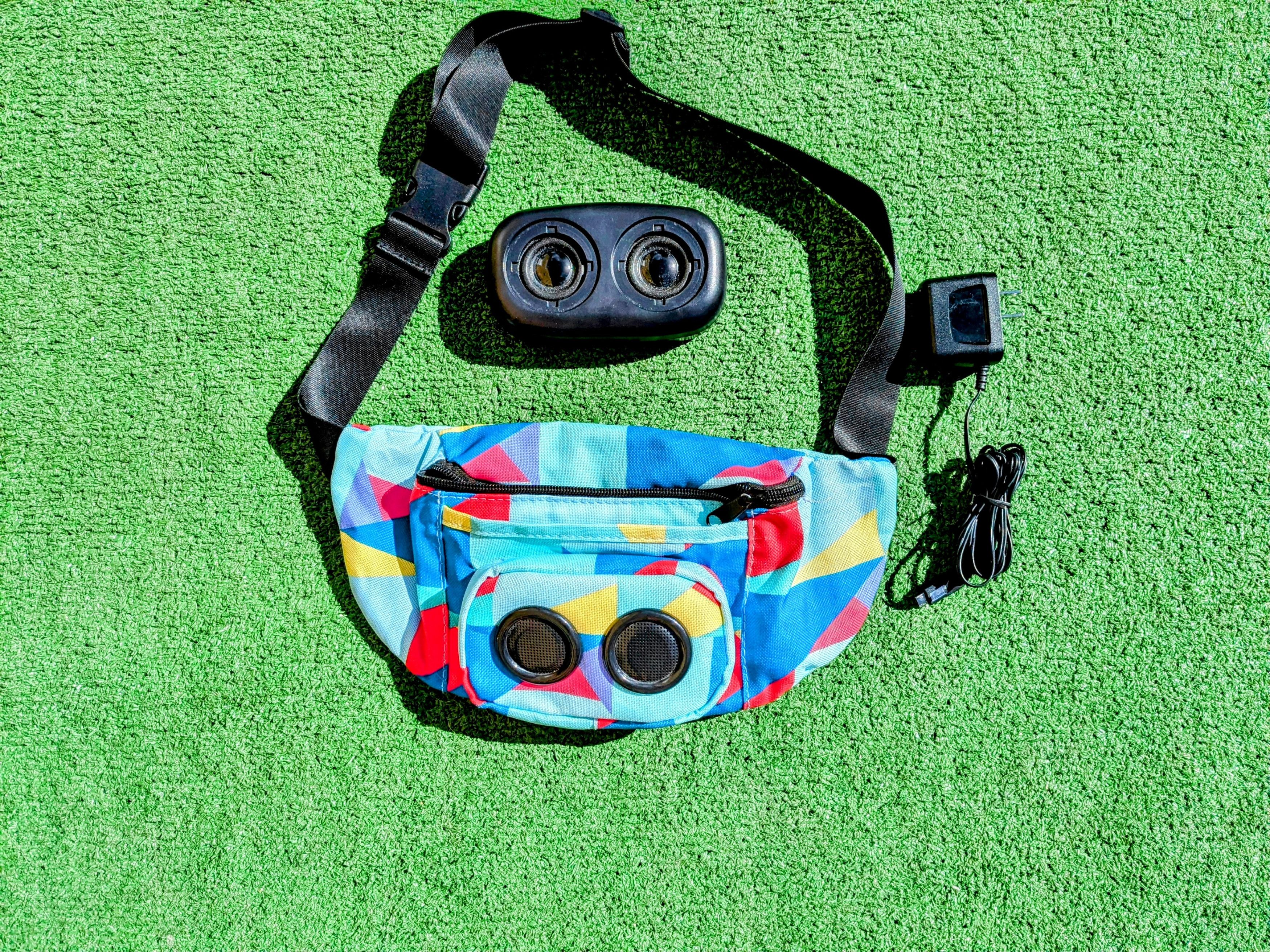 Designer Vivitar Bluetooth JAMBAG Speaker 80's Colorblock Fanny Pack Size ONE SIZE - 1 Thumbnail