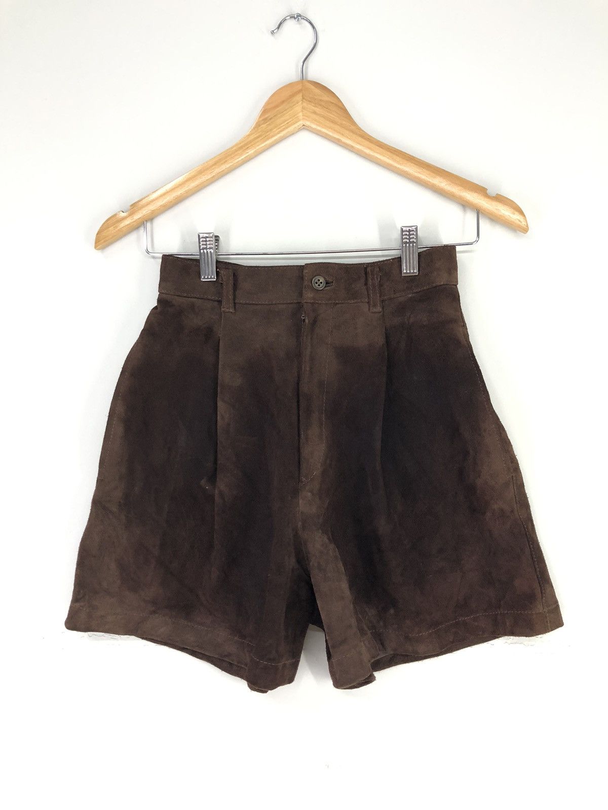 image of Cow Leather Short Pants in Brown, Women's (Size 23)