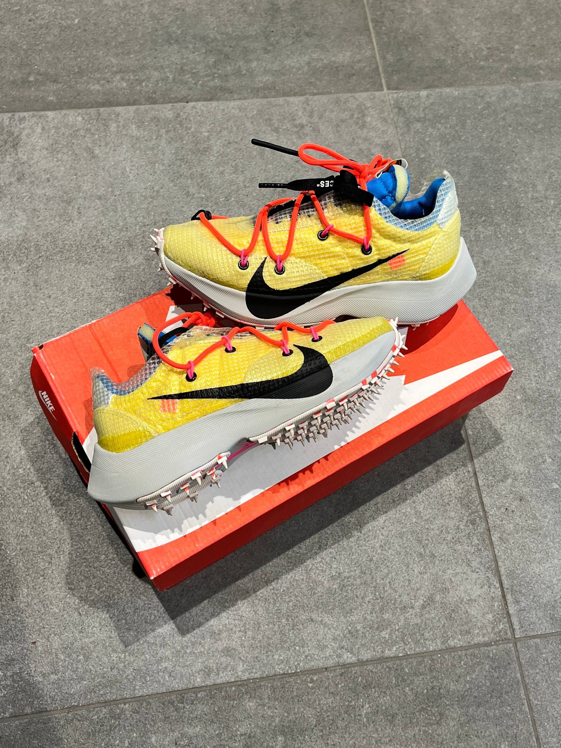 Nike × Off-White Nike OffWhite Yellow Vapor Street CD8178-700 size 5 NEW Size US 5 / IT 35 - 1 Thumbnail