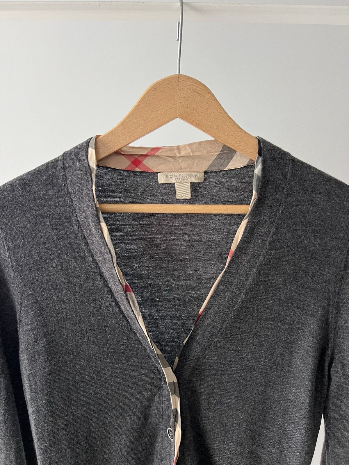 Burberry Burberry Brit Dark Gray Wool Knit Button Cardigan M Size M / US 6-8 / IT 42-44 - 3 Thumbnail