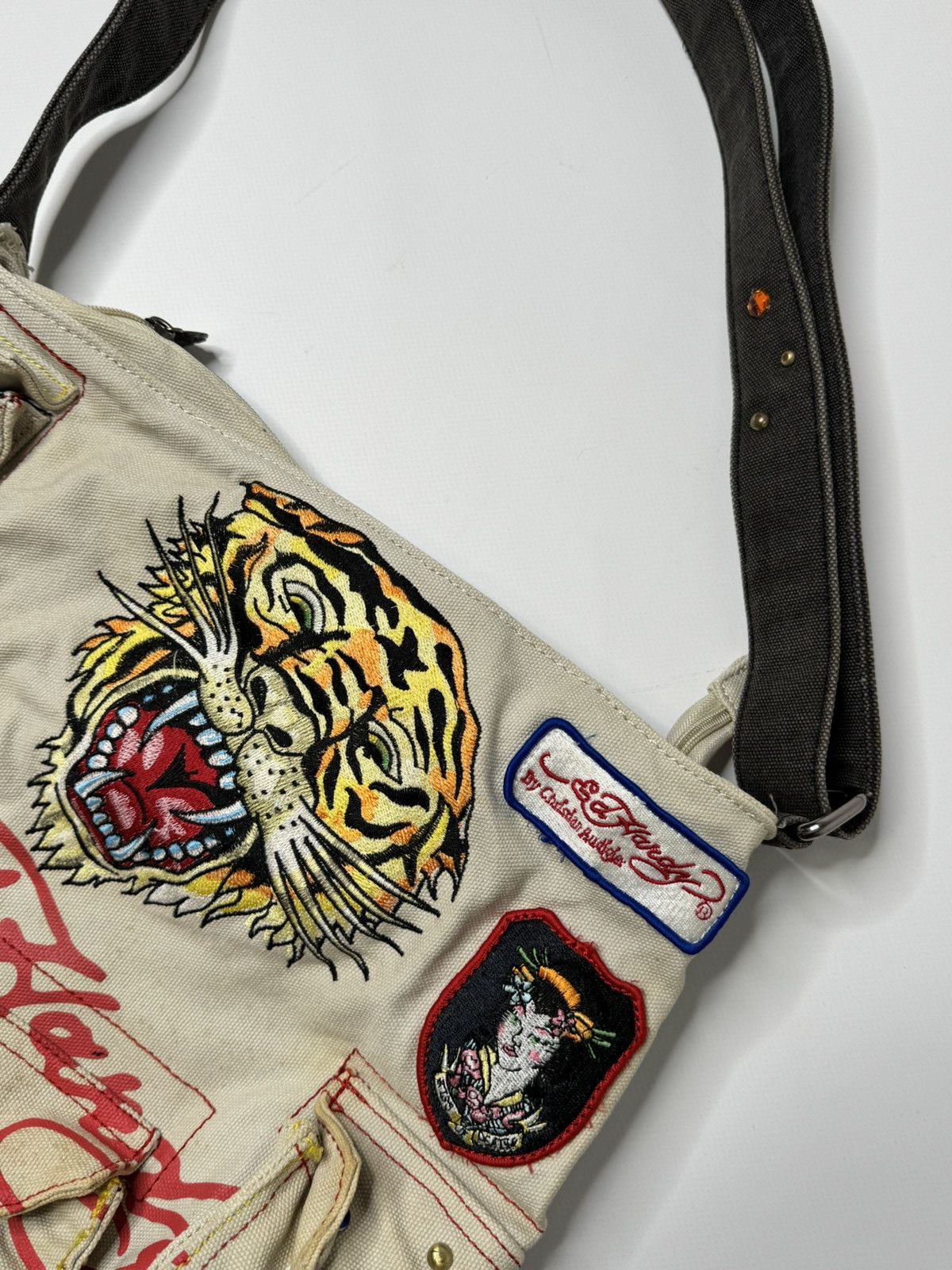 Ed Hardy Vintage Ed Hardy avant garde messenger bag swag skater sk8 Size ONE SIZE - 3 Thumbnail