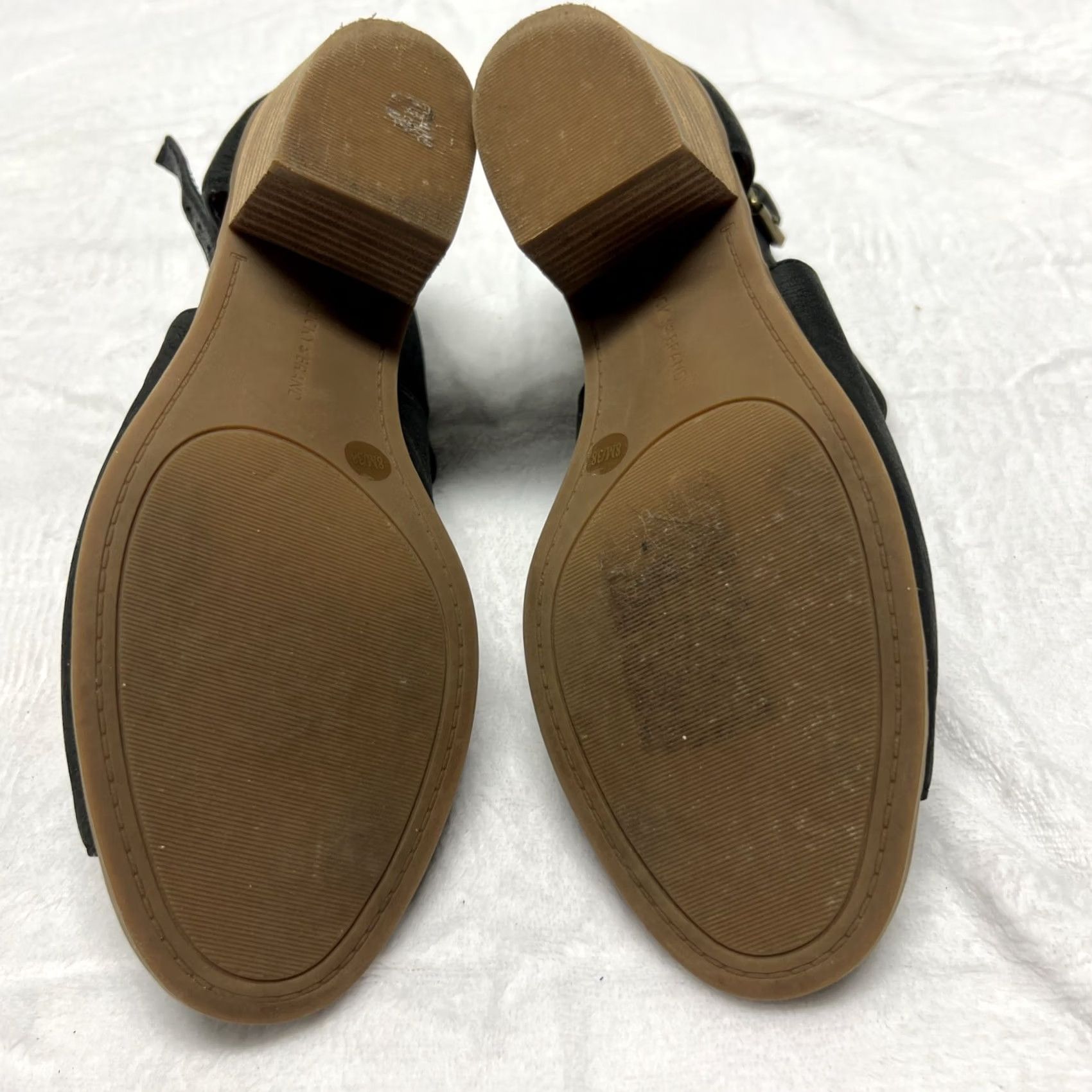 Lucky Brand Lucky Brand Jedrek Leather Ankle Strap Block Heel Sandals Women’s 8.5M Black Open Toe Buckle Shoe Width M Shoe Type Bootie Size US 9 / IT 39 - 8 Thumbnail