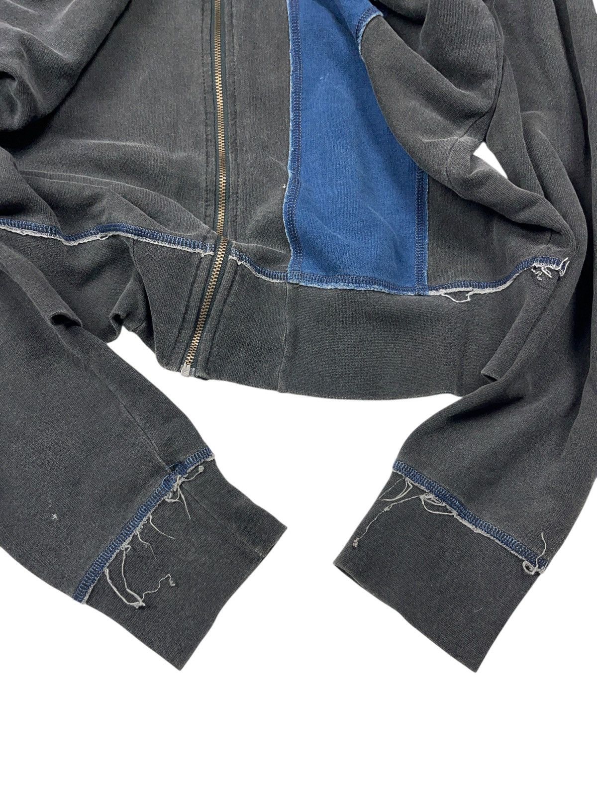 Diesel Vintage y2k Diesel Distressed Style Full Zip Sweatshirt Size US L / EU 52-54 / 3 - 10 Thumbnail