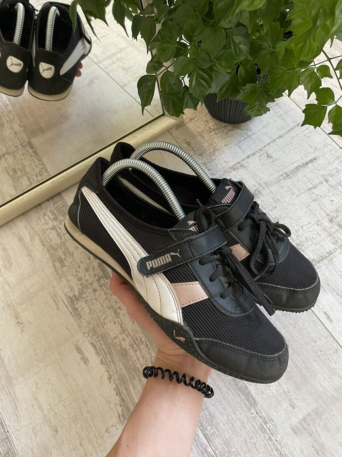 Puma × Vintage Vintage Y2K Puma Speed Cat Style Sneakers Low Top Shoes Size US 9 / IT 39 - 3 Thumbnail