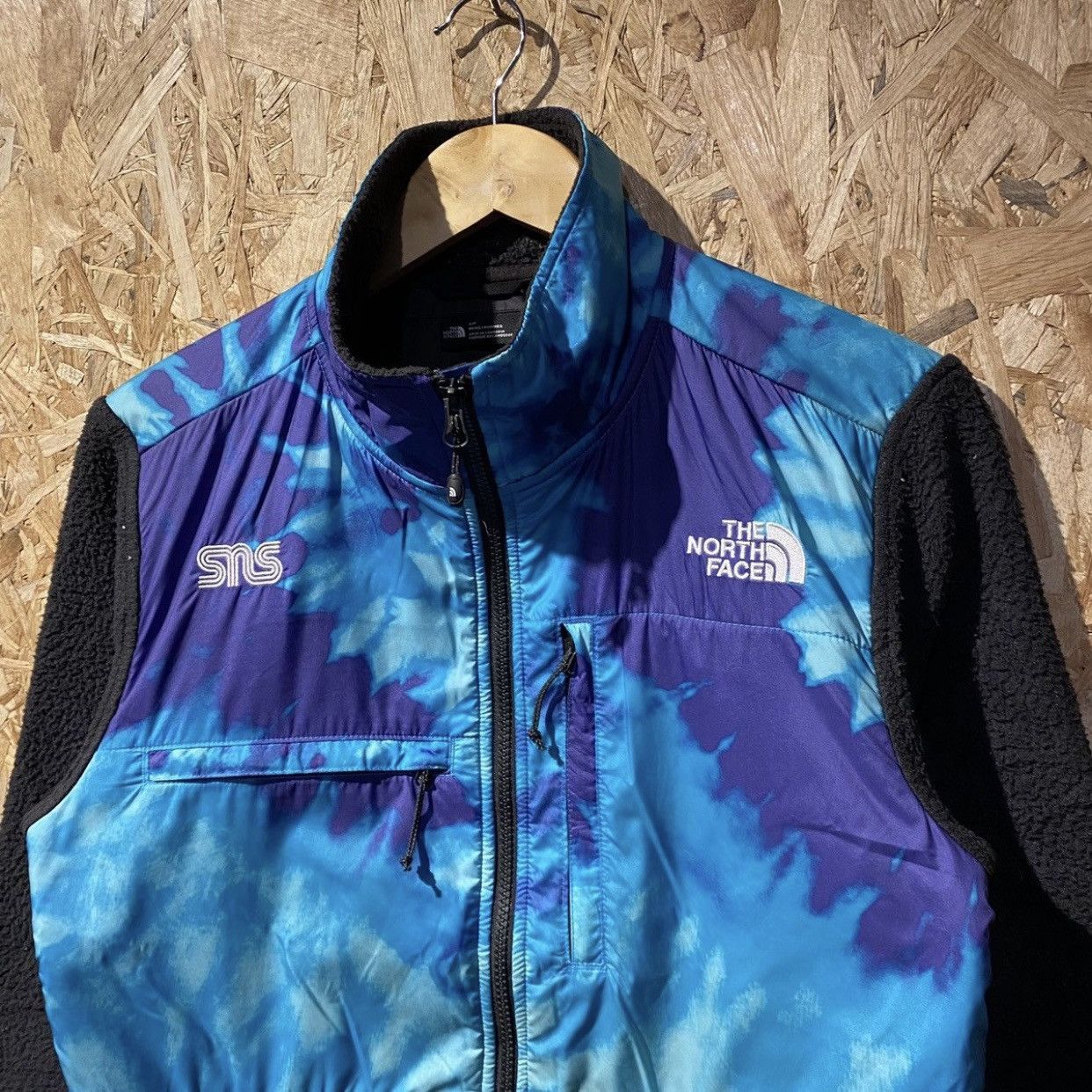 Sneakersnstuff × The North Face The North Face x Sneakersnstuff Denali Fleece Jackets Size US S / EU 44-46 / 1 - 4 Thumbnail