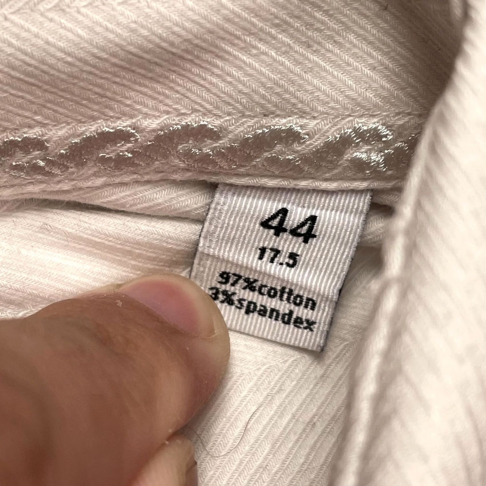 Robert Graham Robert Graham Shirt Mens 44 White Herringbone Long Sleeve Stretch Button-Up Size US XXL / EU 58 / 5 - 3 Thumbnail
