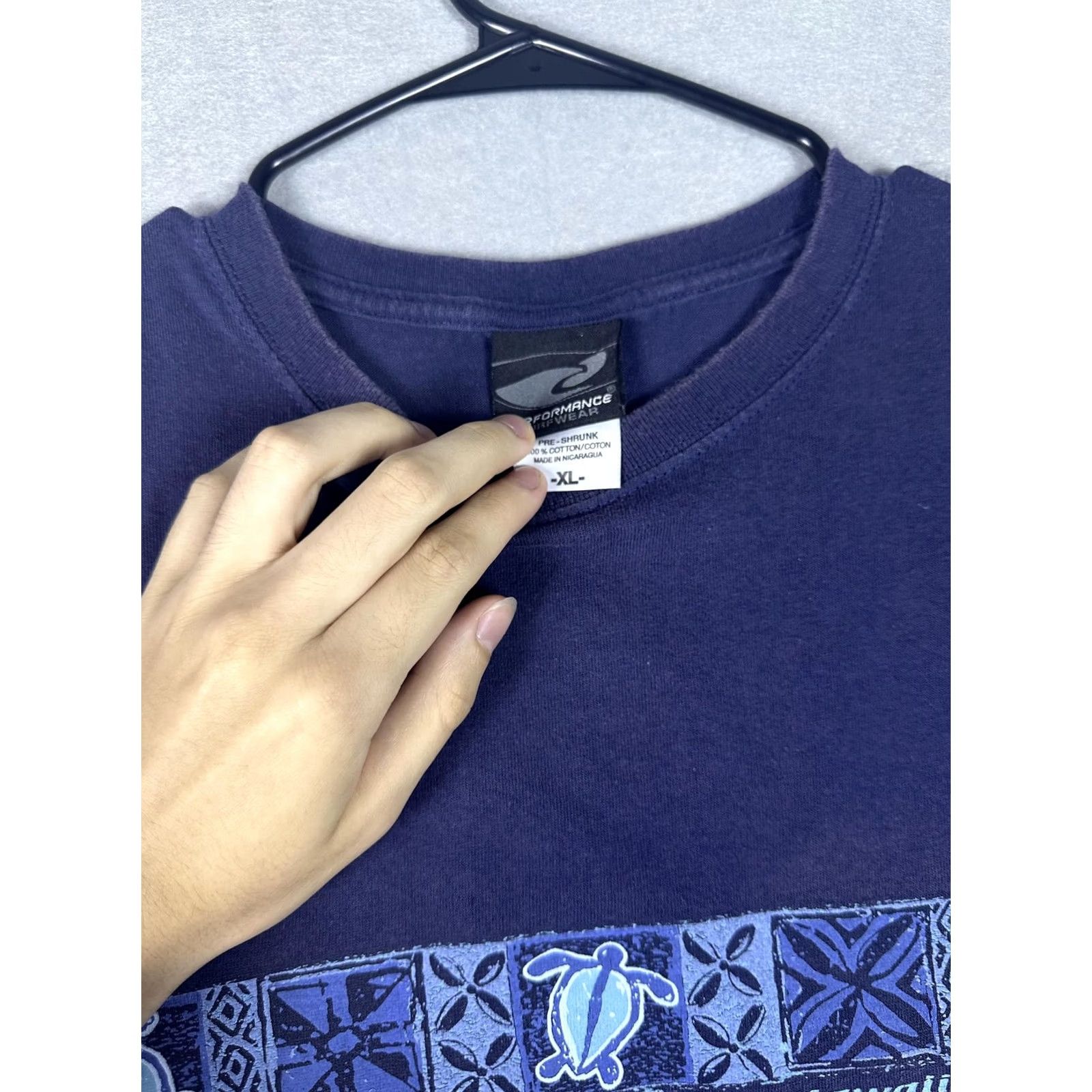 Vintage Hawaii Shirt Mens XL Navy Blue Sea Turtle Tribal Graphic Performance Cotton Tee Size US XL / EU 56 / 4 - 4 Thumbnail