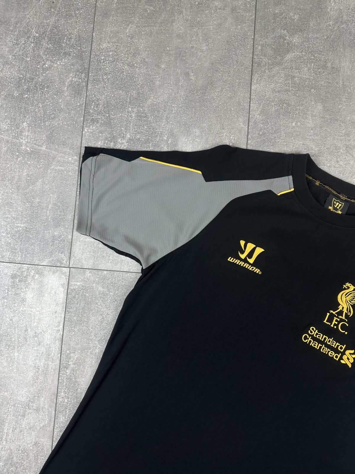 Warrior Warrior Liverpool Fc Cotton Training Soccer Jersey Size US L / EU 52-54 / 3 - 2 Thumbnail