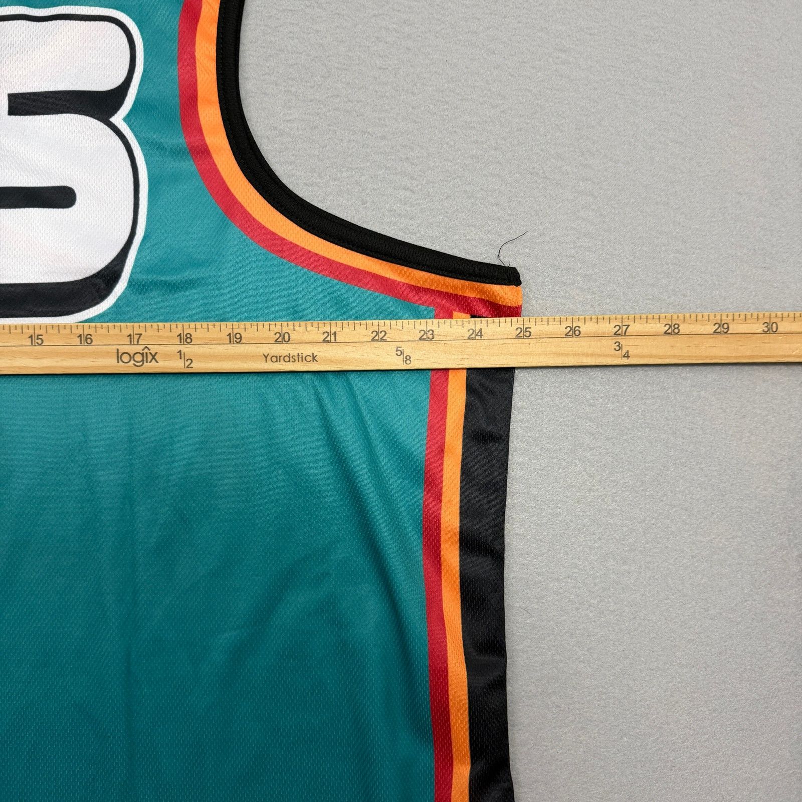 Vintage Lansing Lugnuts Retro Basketball Jersey Adult 2XL XXL Teal Size US XXL / EU 58 / 5 - 6 Thumbnail