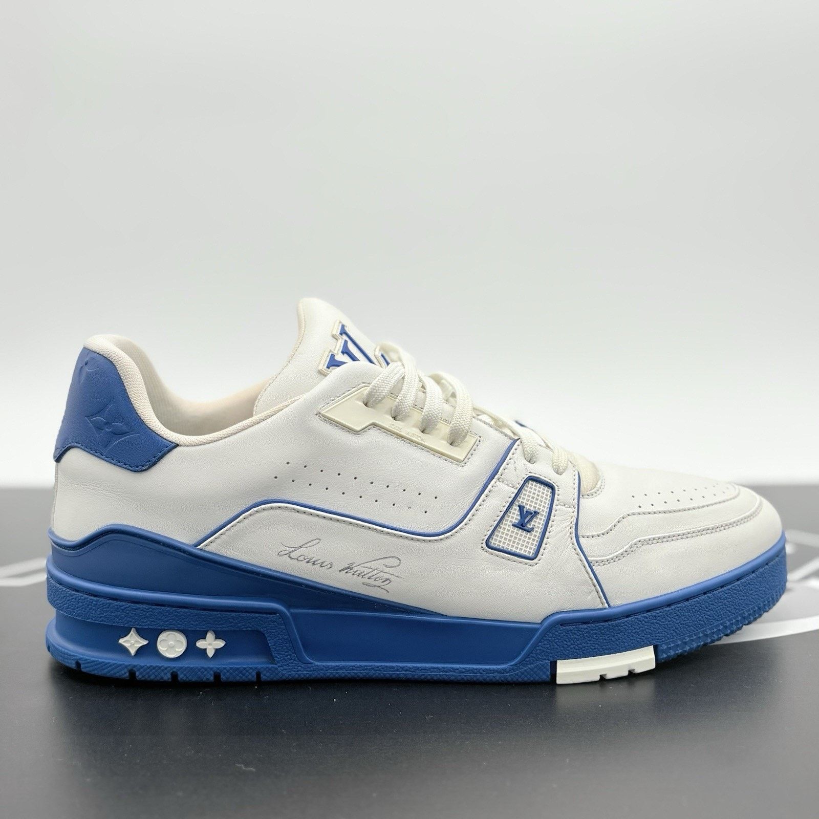 Louis Vuitton Louis Vuitton Trainer ' White Blue ' | SUPER CLEAN! Size US 11.5 / EU 44-45 - 2 Thumbnail