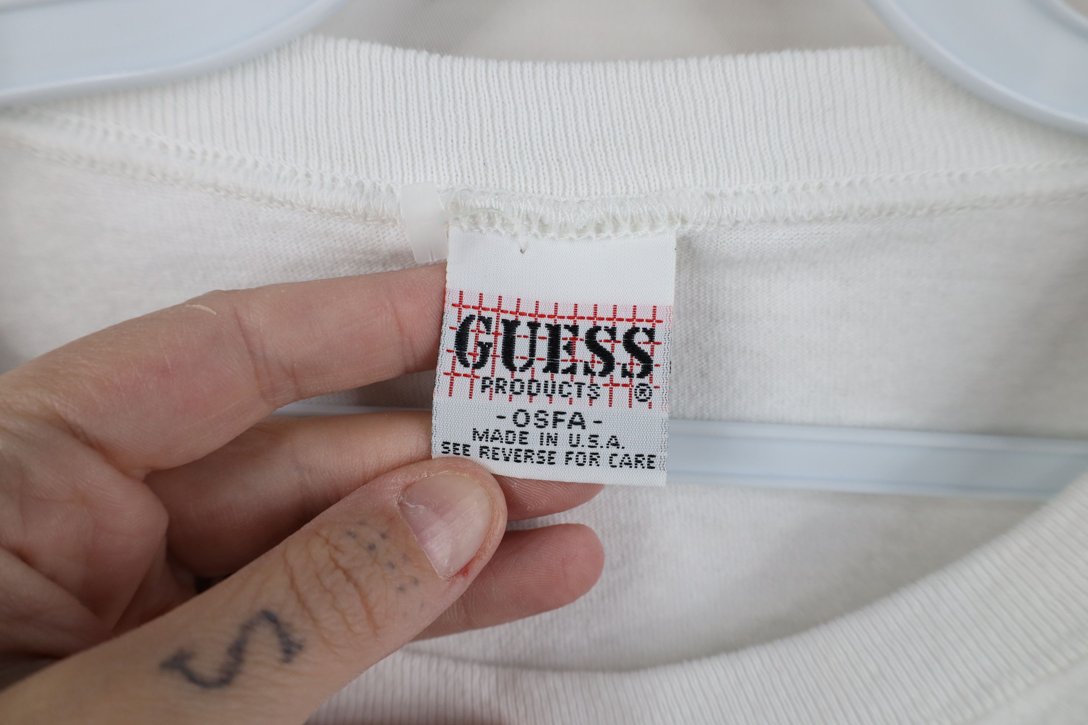 Guess Vintage 90s Guess Big Logo Short Sleeve T-Shirt White USA Size US L / EU 52-54 / 3 - 4 Thumbnail