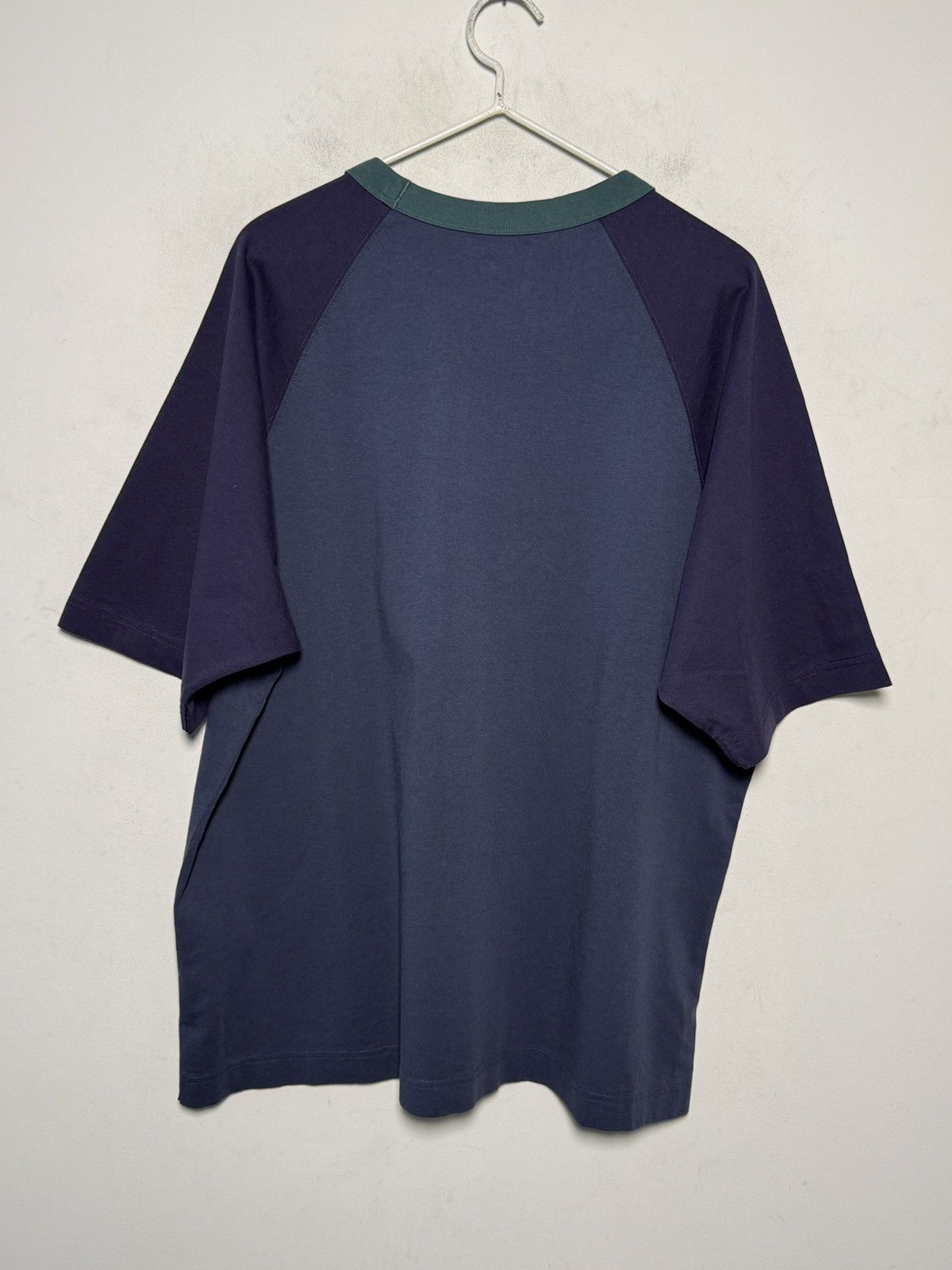 JW Anderson × Uniqlo JW Anderson raglan tee Size US L / EU 52-54 / 3 - 5 Thumbnail