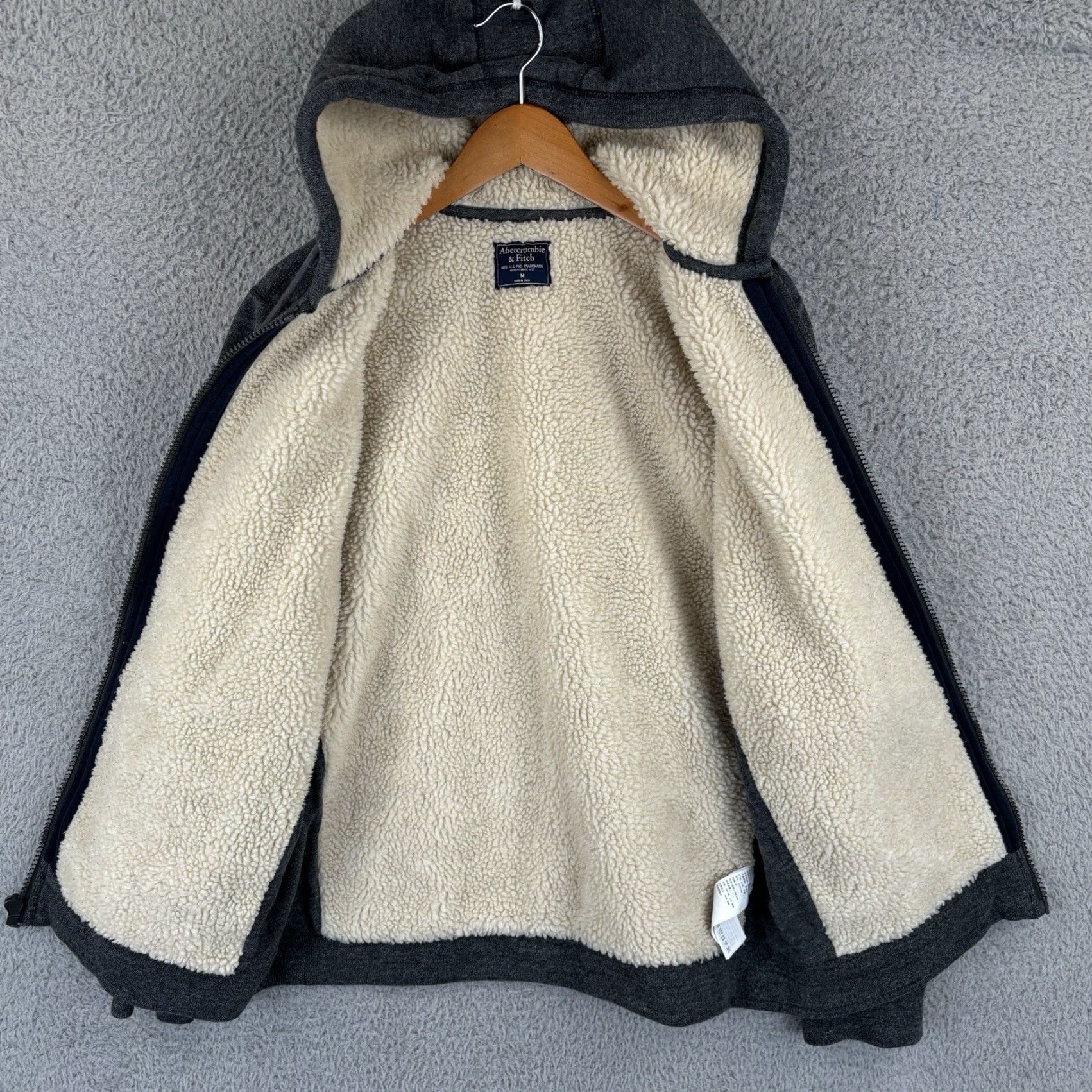 Abercrombie & Fitch Abercrombie & Fitch Hoodie Mens Medium Gray Sherpa Lined Spellout Jacket Y2K Size US M / EU 48-50 / 2 - 4 Thumbnail