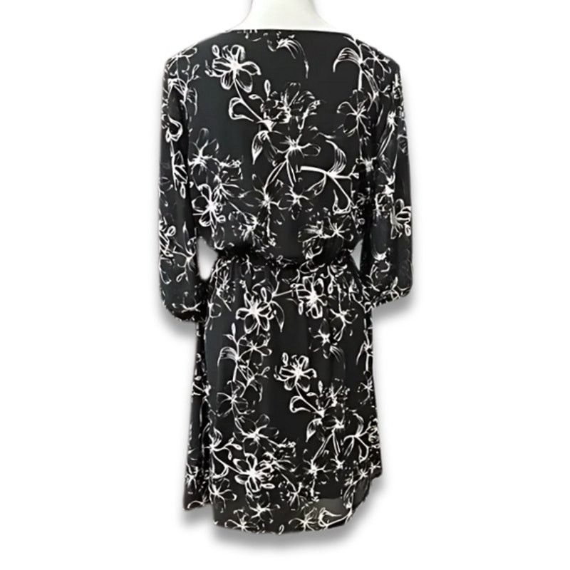 Other Esmara Floral Blouson Midi Dress Scoop Neckline Black M NWT Size M / US 6-8 / IT 42-44 - 4 Thumbnail