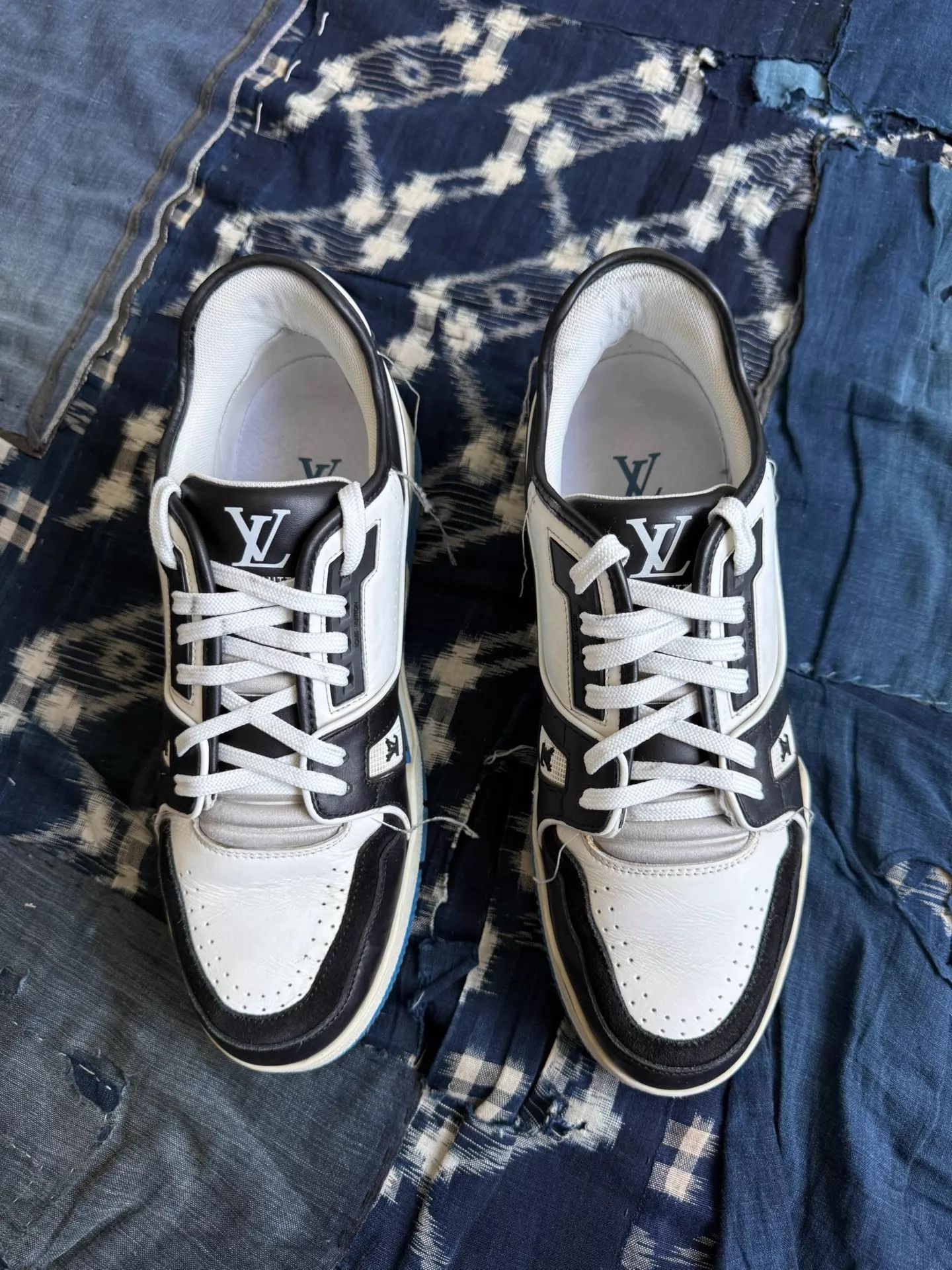Louis Vuitton LV Trainer Panda Black Blue Fragment 1st 7.5 Size US 8.5 / EU 41-42 - 4 Thumbnail