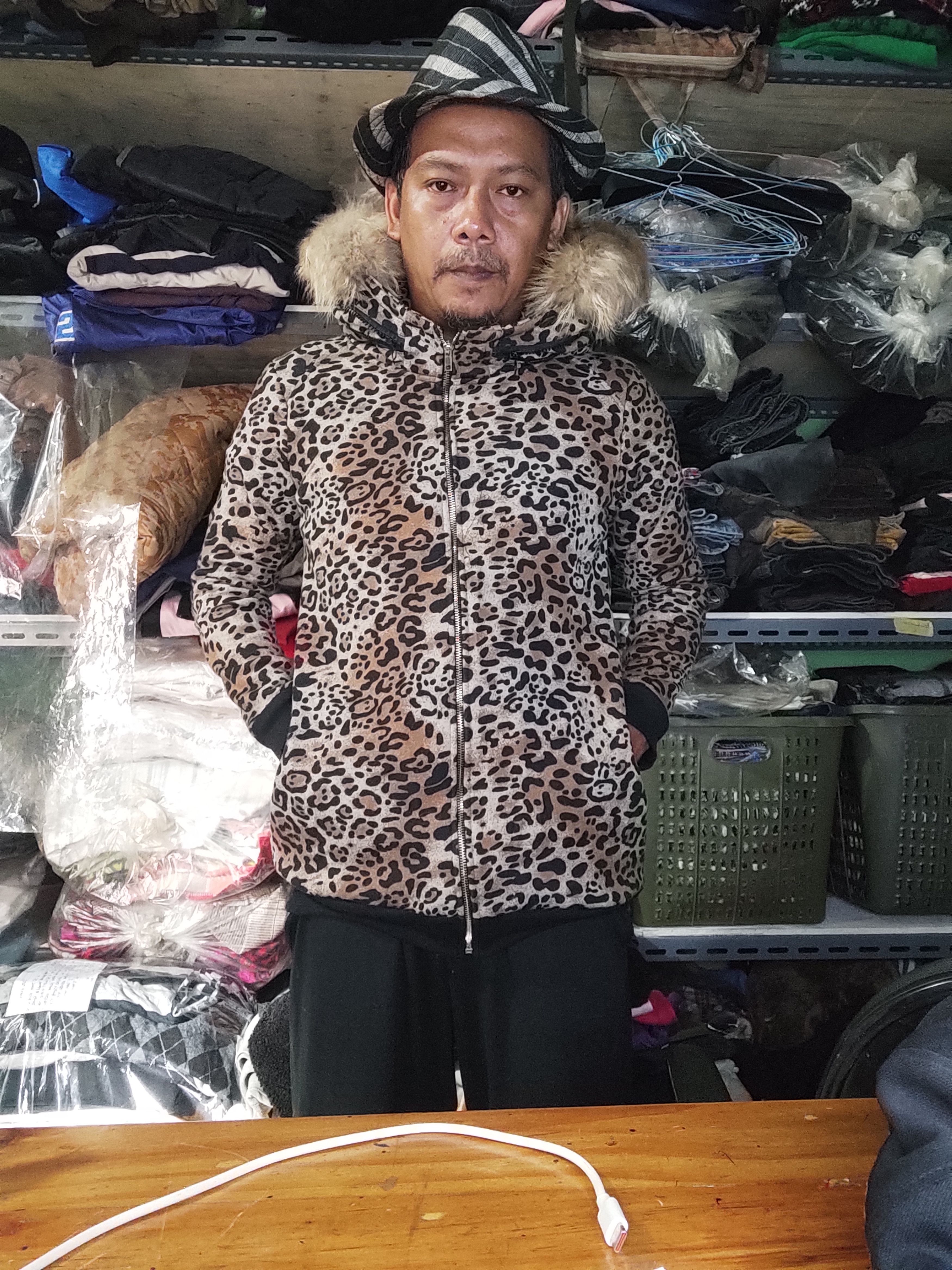 Hysteric Glamour Icinoo Leopard Faux Fur Zip Hoodie Lgb style Japanese punk Size US S / EU 44-46 / 1 - 23 Thumbnail