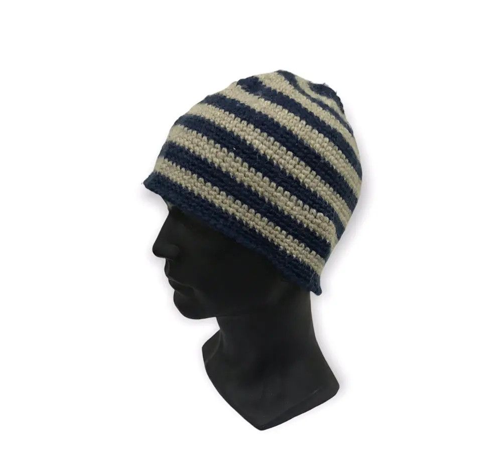 Japanese Brand Japanese Brand Stripe Design Beanie Hat Size ONE SIZE - 1 Thumbnail
