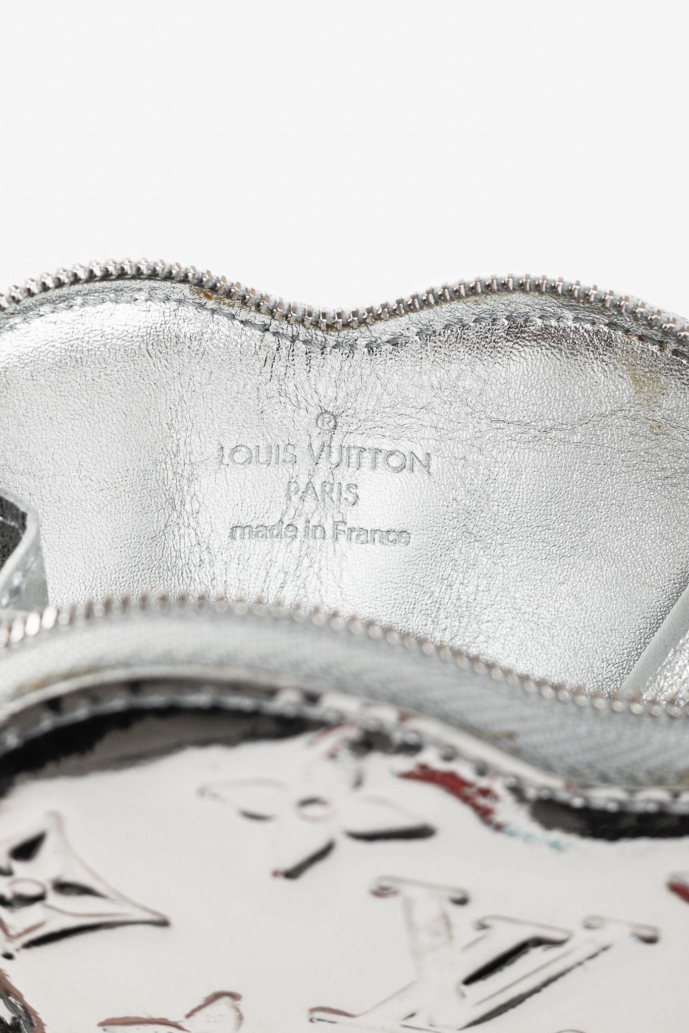 Louis Vuitton Louis Vuitton Monogram Miroir Heart Coin Purse Size ONE SIZE - 4 Thumbnail