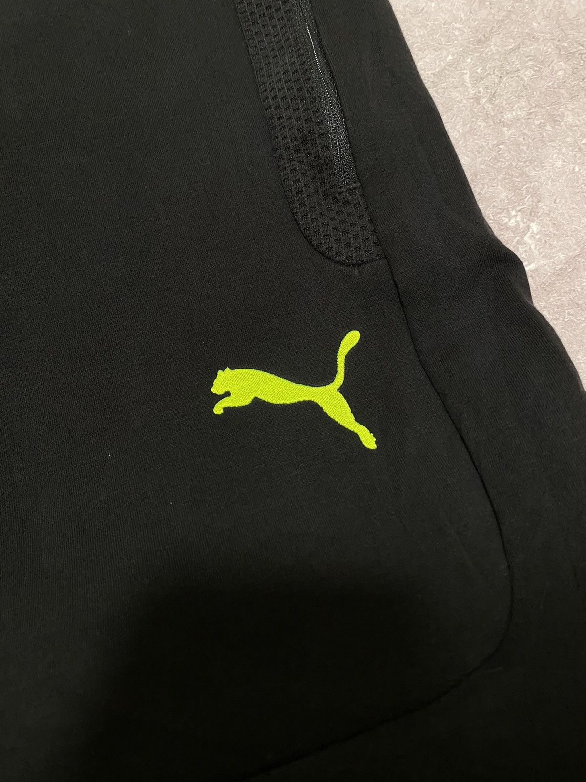 Puma Vintage Puma BVB Borussia Dortmund Soccer Football Pants Y2K Size US 33 - 4 Thumbnail