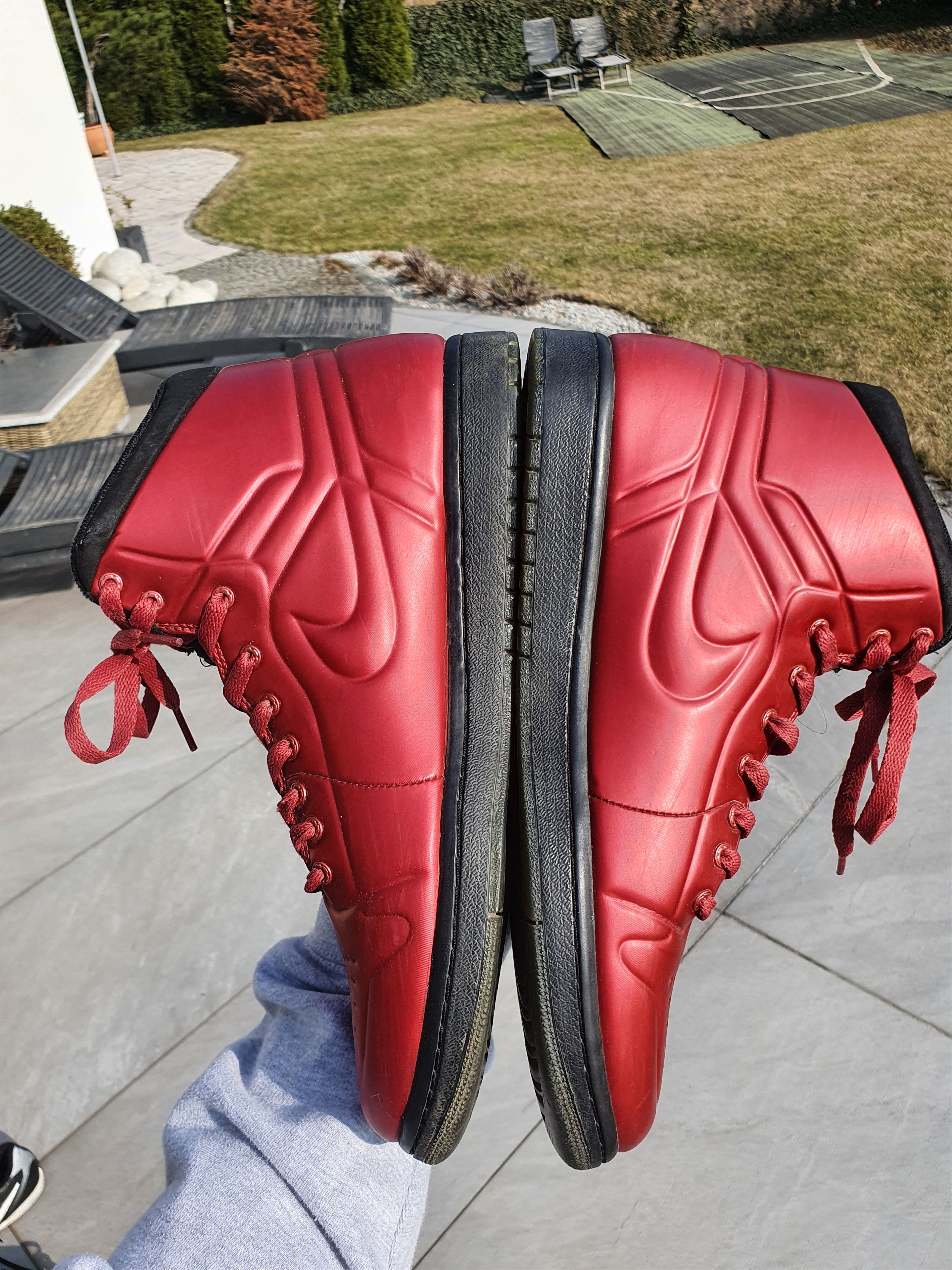 Jordan Brand × Nike 2010 Nike Air Jordan 1 Mid Anodized Cranberry Red Size US 10 / EU 43 - 7 Thumbnail