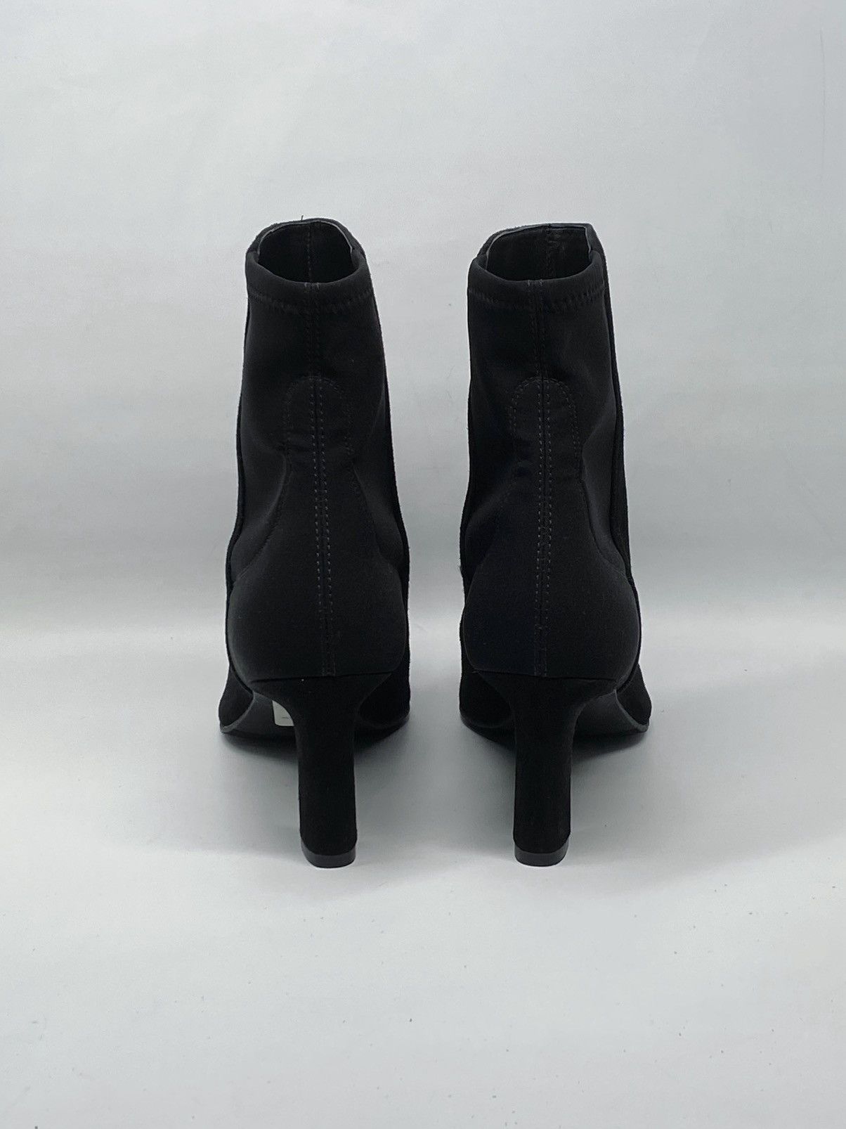 Stuart Weitzman Stuart Weitzman Lauri Point-Toe Suede Booties size 7.5 Size US 7.5 / IT 37.5 - 5 Thumbnail