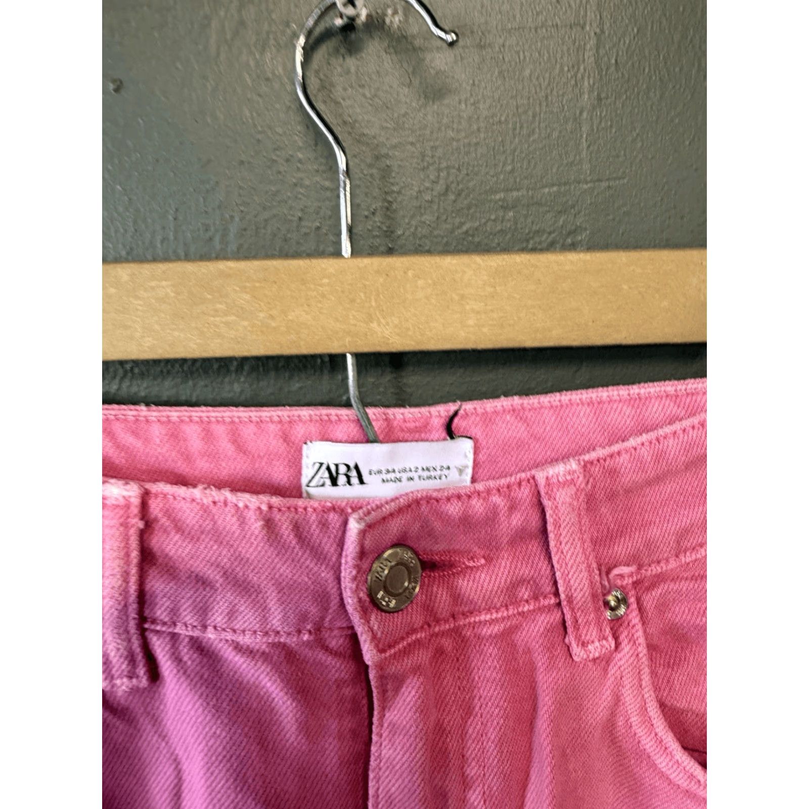 Zara Zara Womens Pink Straight Leg Denim Jeans Size 2 Regular Waist 25 in Pink Exterior Color Pink Jeans Womens Regular Size 2 Size 42" / US 20 - 2 Thumbnail
