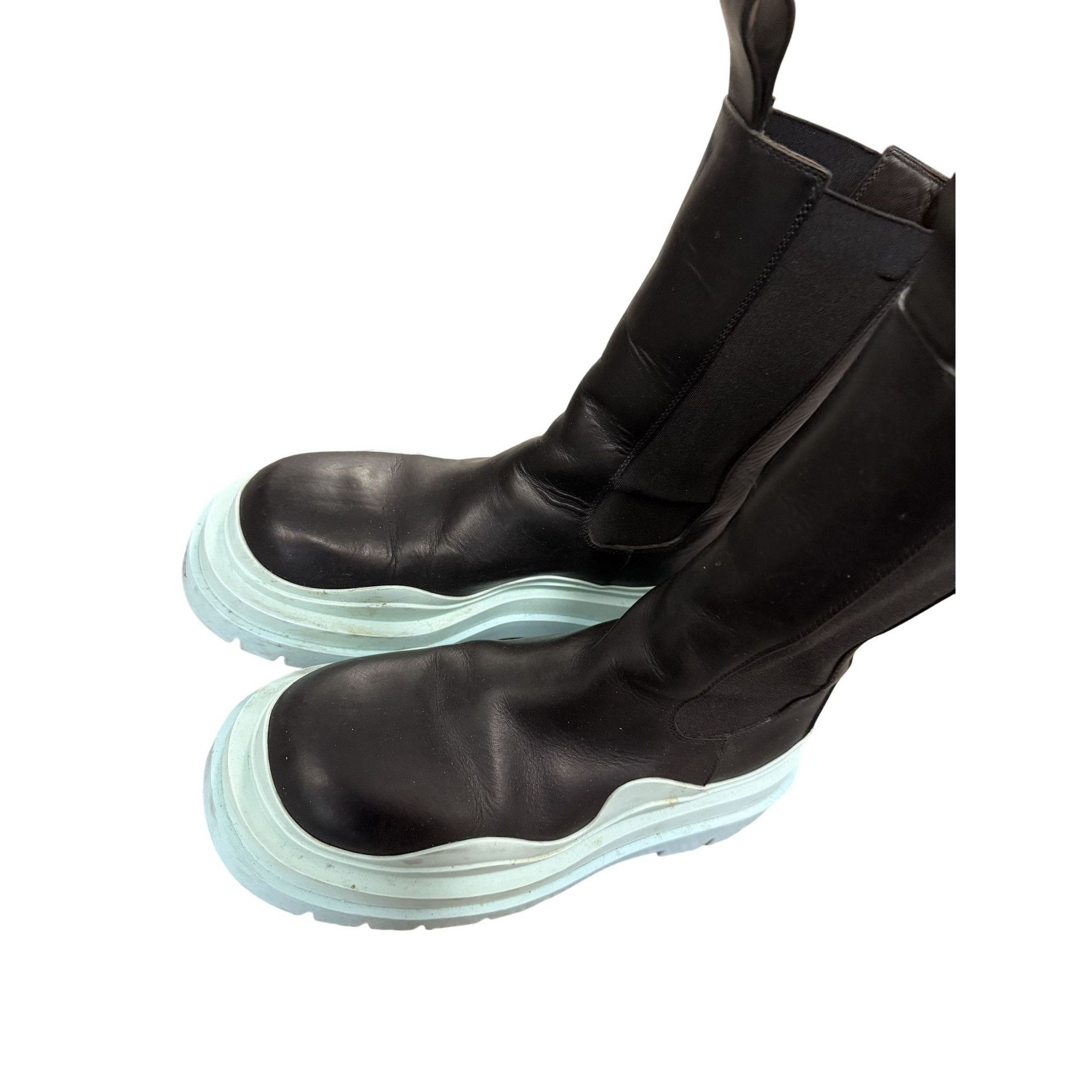 Bottega Veneta Bottega Veneta Womens Platform Leather Boots Black W/ Light Size US 7 / IT 37 - 11 Thumbnail