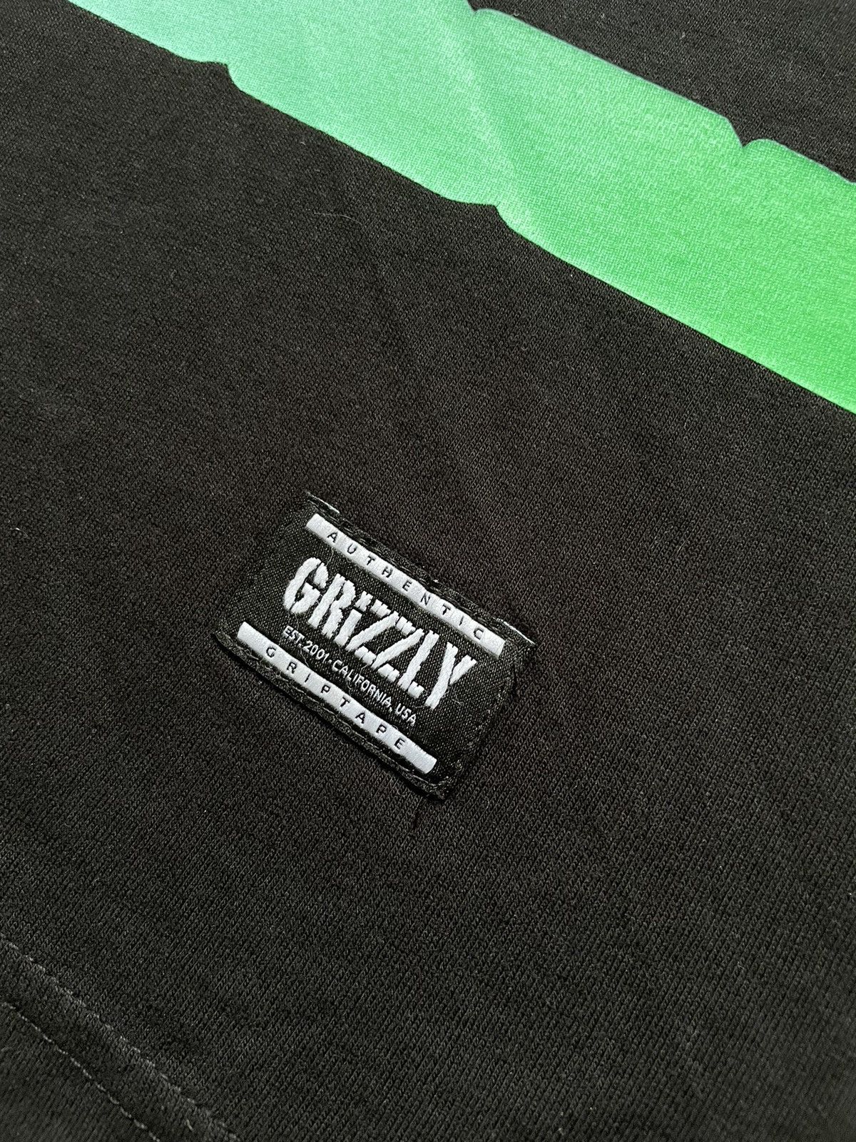 Grizzly Griptape Y2K Retro Grizzly Grip Tape Big Logo Sb Vintage Street Tee Size US L / EU 52-54 / 3 - 8 Thumbnail