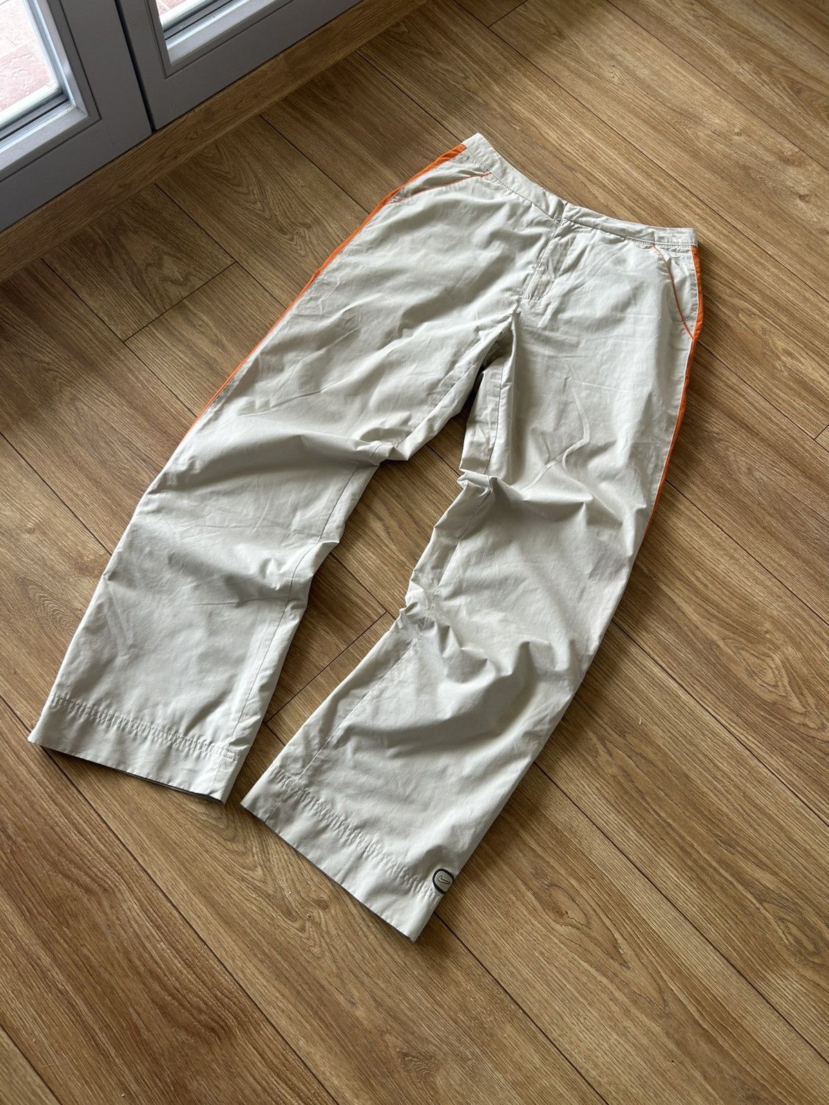 Nike × Vintage Vintage Nike nylon track pants Size US 30 / EU 46 - 1 Thumbnail