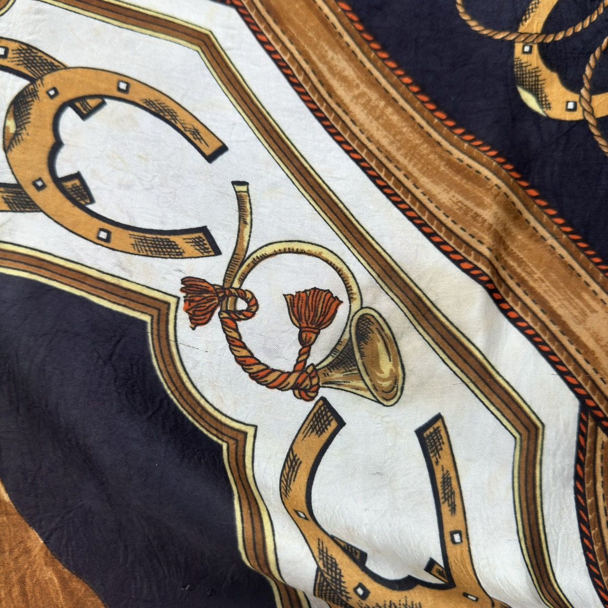 Vintage Italian Vintage Horse Head Silk Scarf Size ONE SIZE - 11 Thumbnail