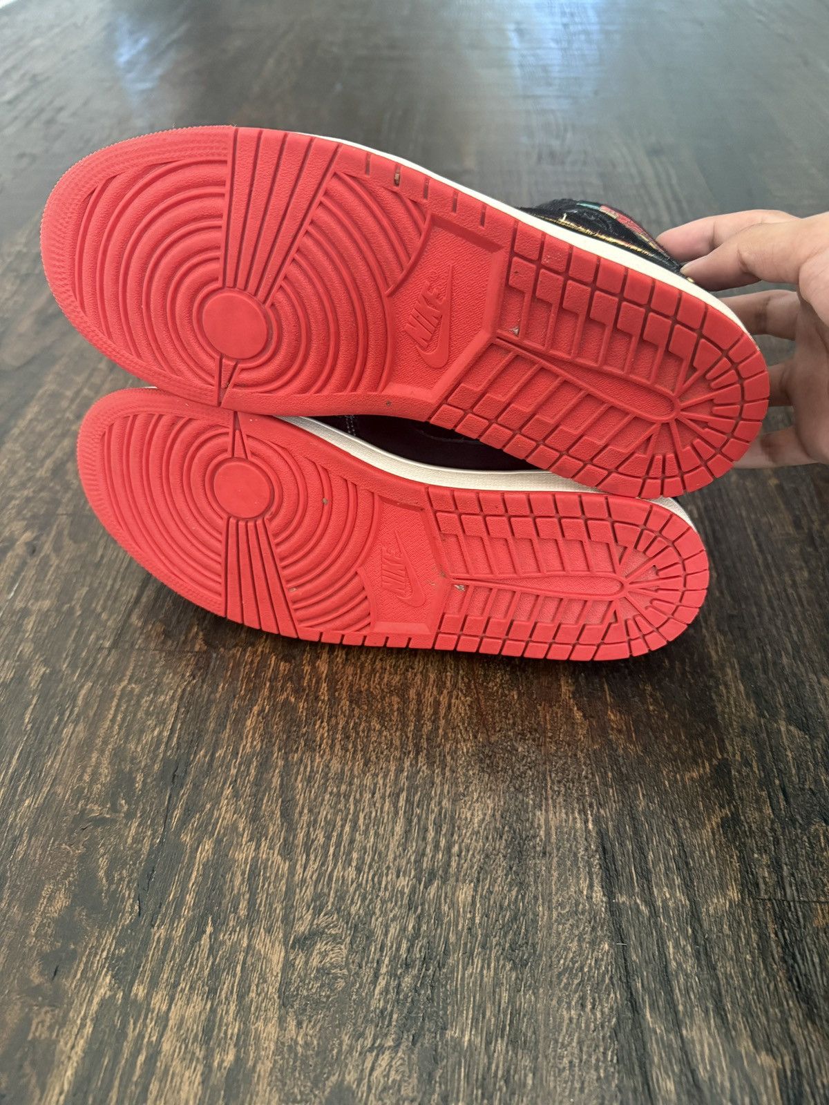 Jordan Brand Jordan 1 Mid Familia SE Siempre Size US 9 / EU 42 - 6 Thumbnail