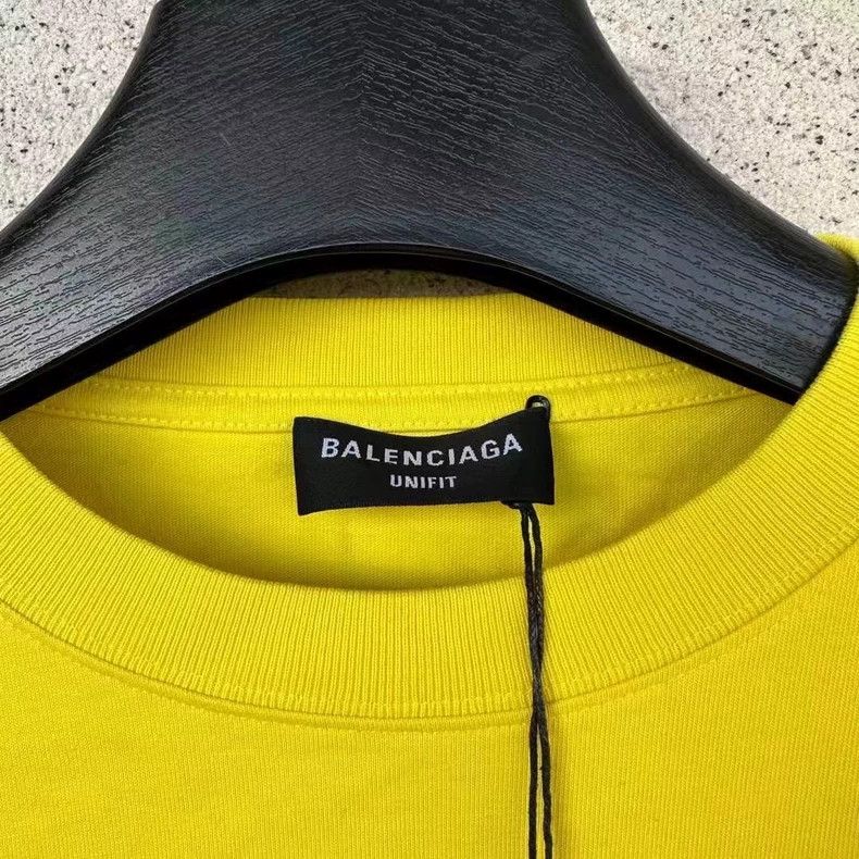 Balenciaga Balenciaga Yellow environment-friendly cola short sleeve 25 Size US XS / EU 42 / 0 - 3 Thumbnail