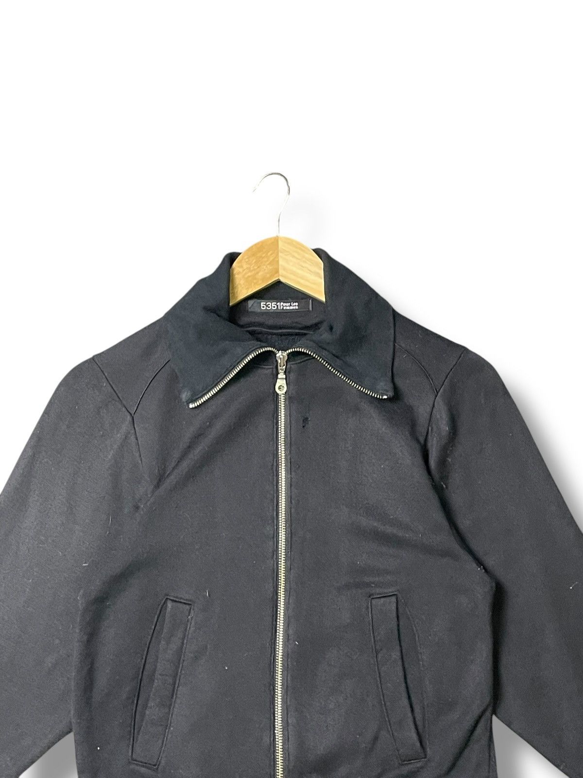 Designer × Vintage Vintage 5351 Pour Les Femmes Full-Zip Jacket (47) Size US XS / EU 42 / 0 - 3 Thumbnail